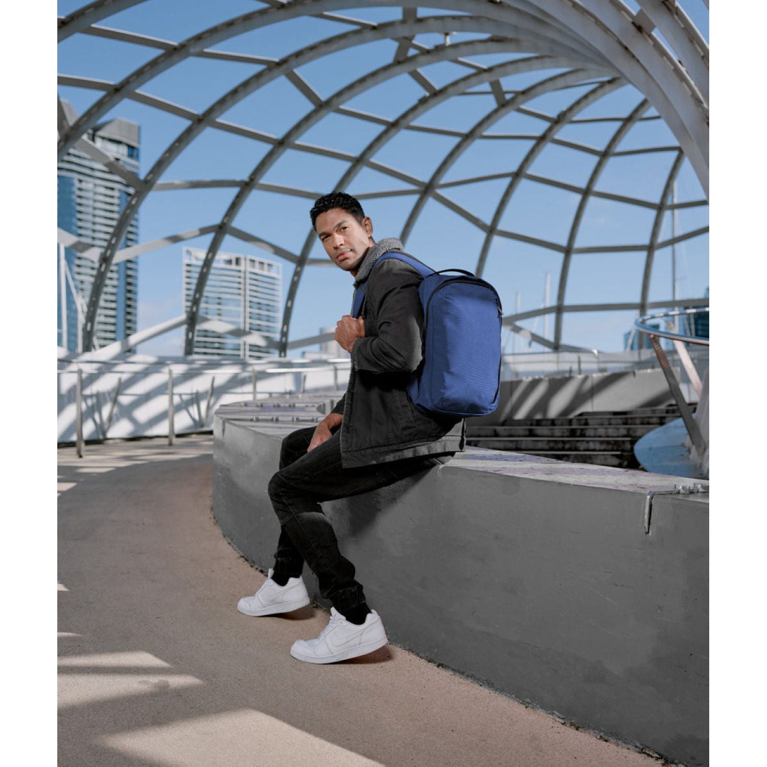 ALPAKA Metro Backpack