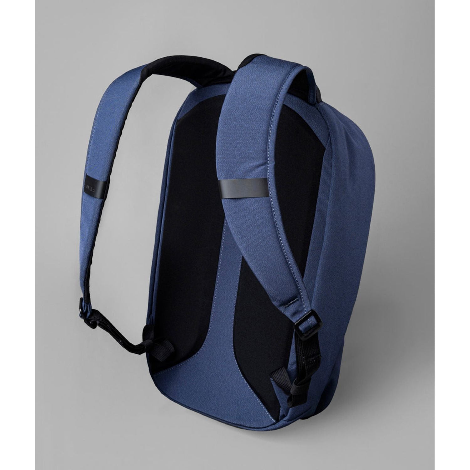 ALPAKA Metro Backpack