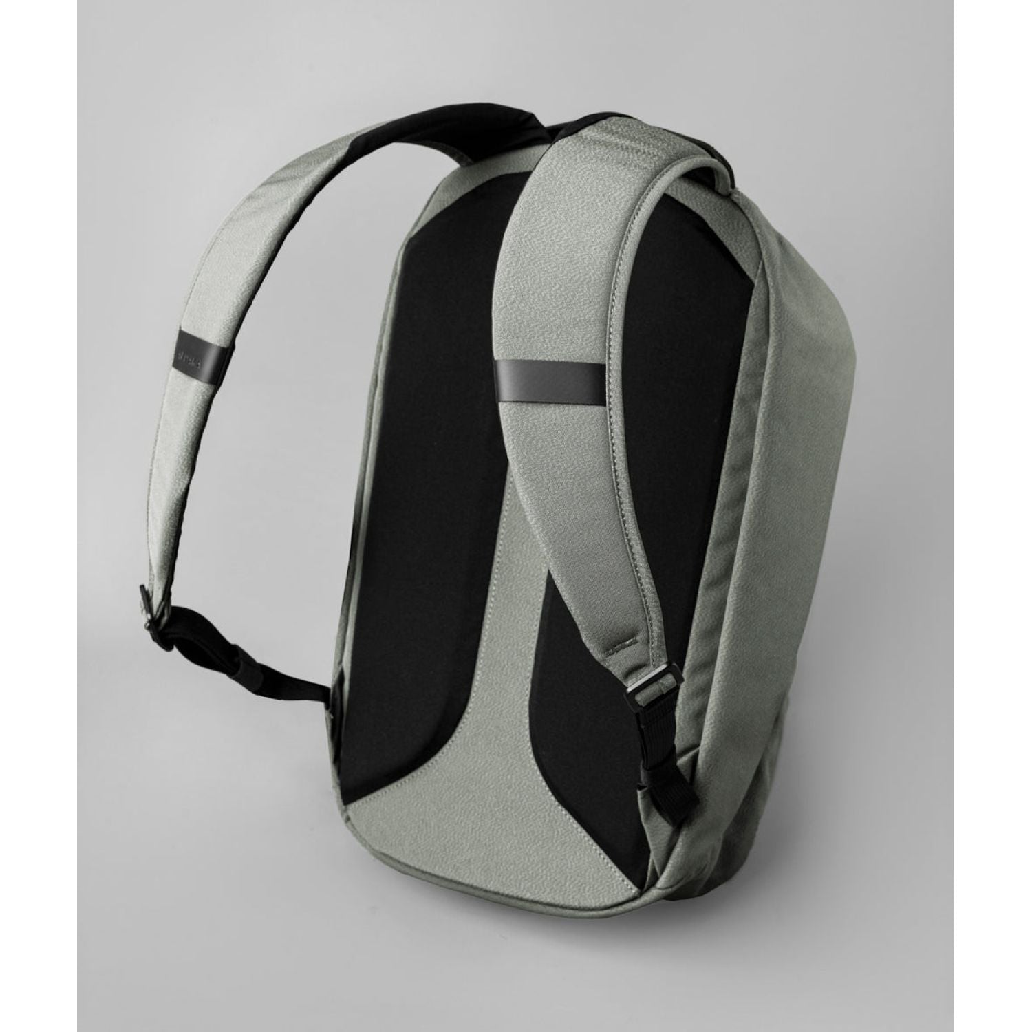 ALPAKA Metro Backpack