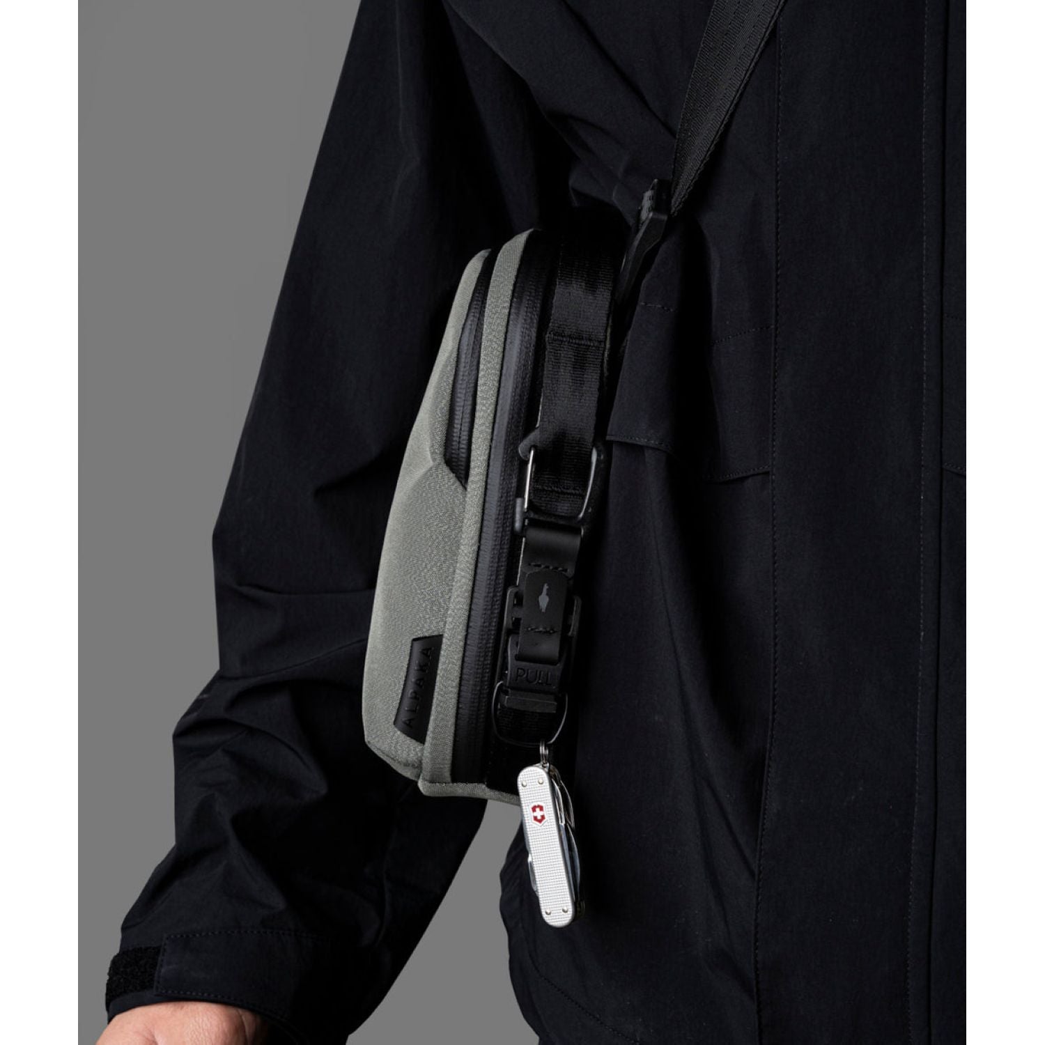 ALPAKA Modular Sling Review | Pack Hacker