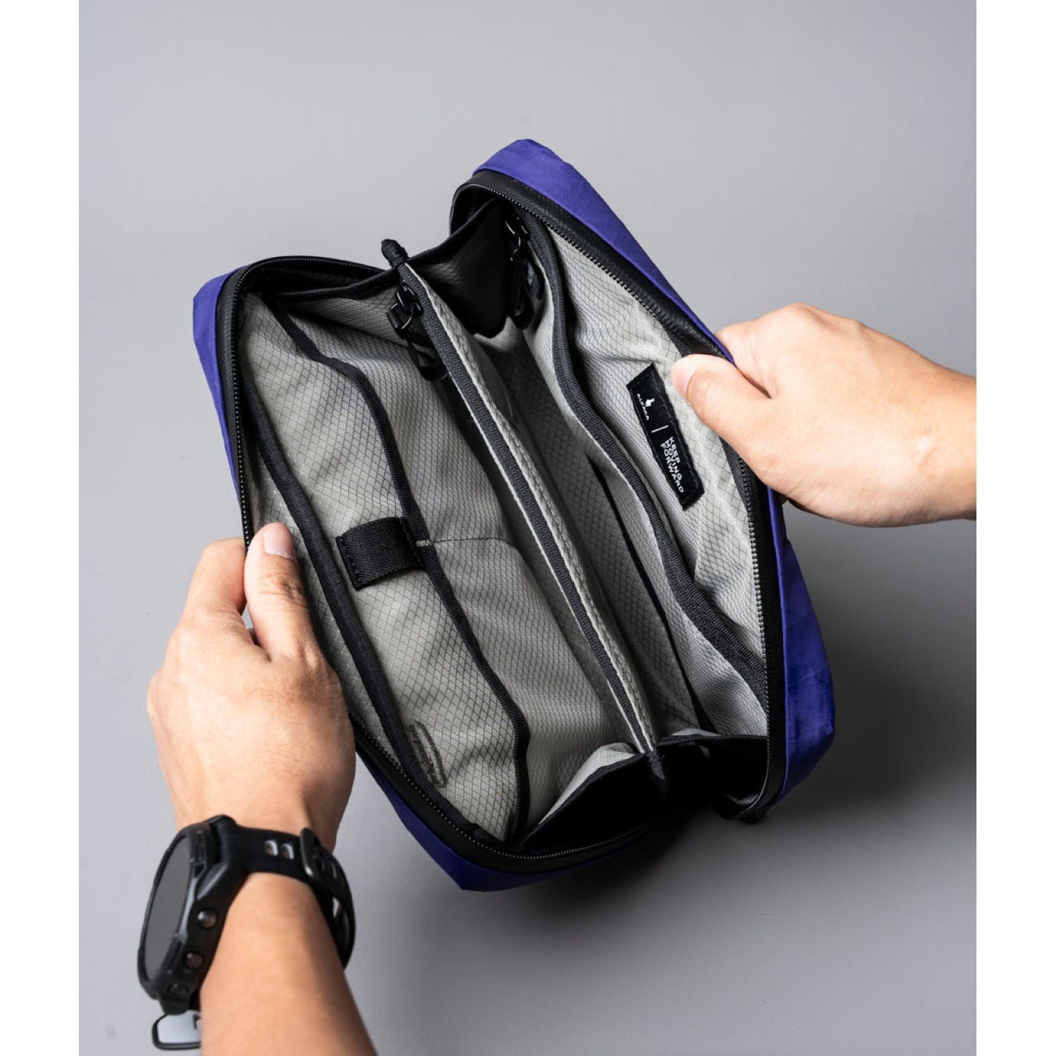 ALPAKA Elements Tech Case V2 X-Pac VX21 (SA)