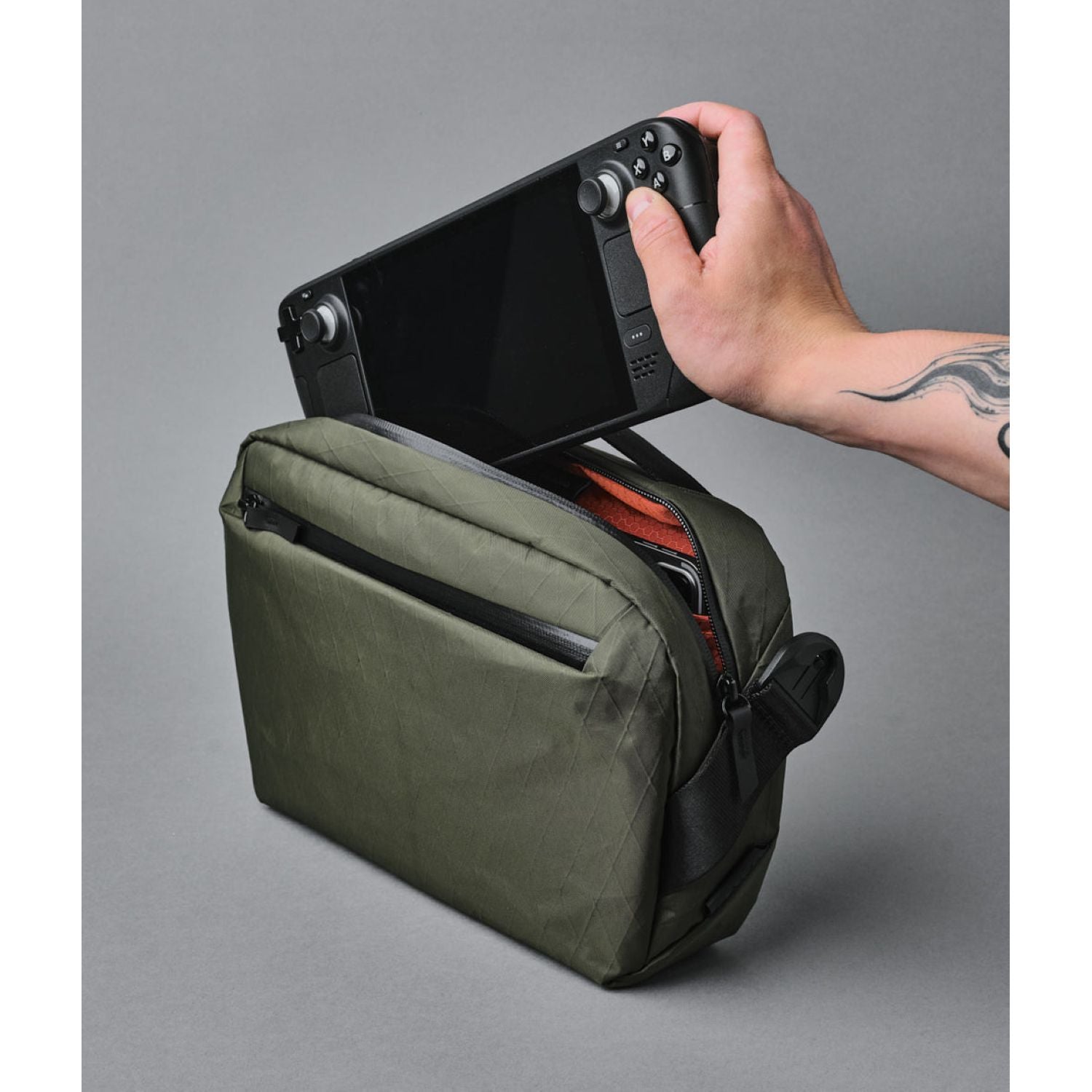 ALPAKA Go Sling | Alpaka Slings, Bags, Bags for Men, Pouches & Crossbody Bags, Sling Bags | Alpaka-34