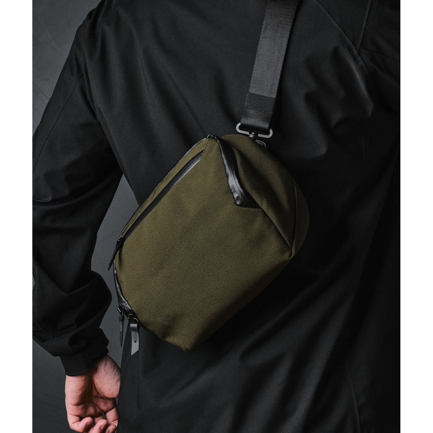 ALPAKA Vertex Pouch | Alpaka Slings, Bags, Bags for Men, Pouches & Crossbody Bags, Sling Bags | Alpaka-11