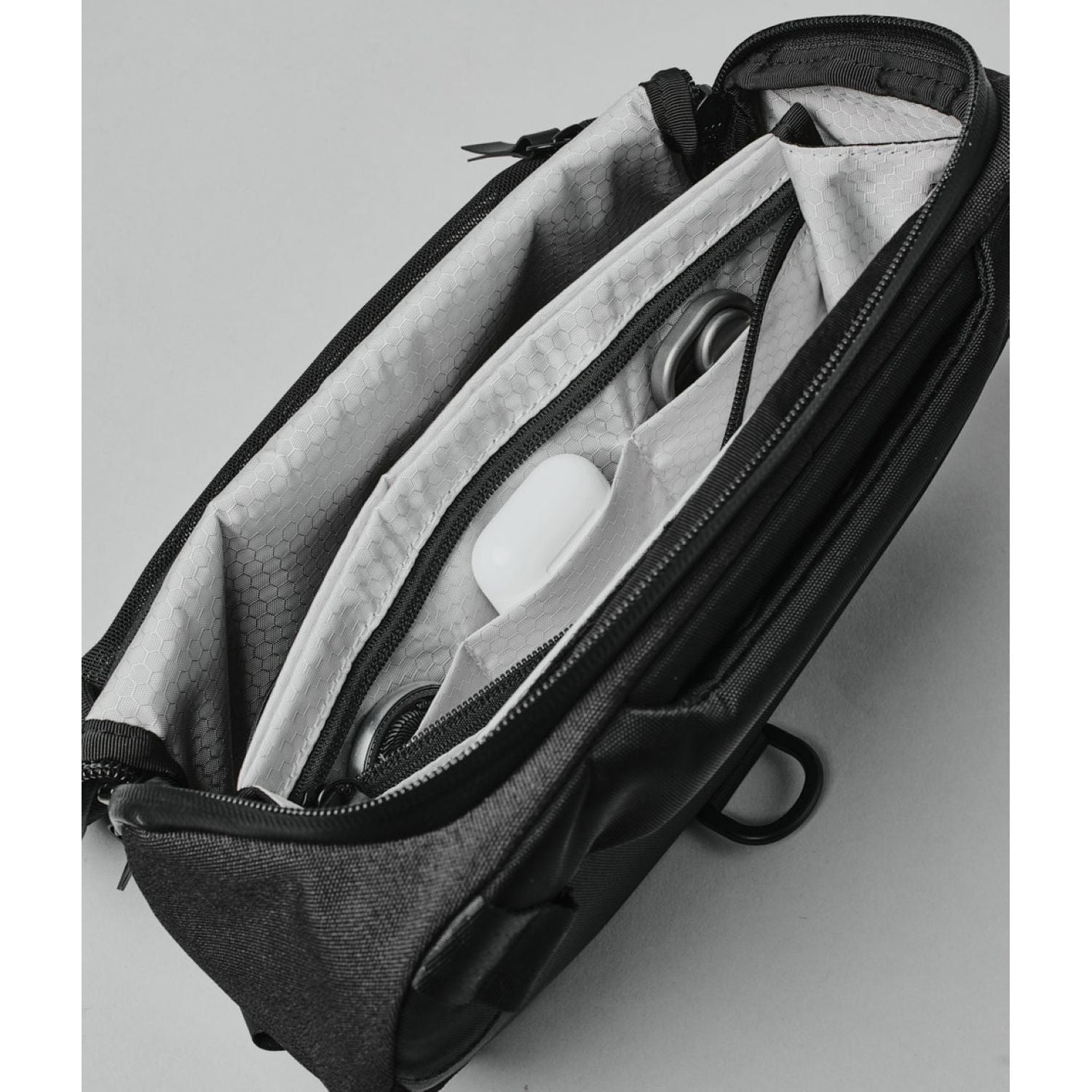 ALPAKA Vertex Pouch | Alpaka Slings, Bags, Bags for Men, Pouches & Crossbody Bags, Sling Bags | Alpaka-15