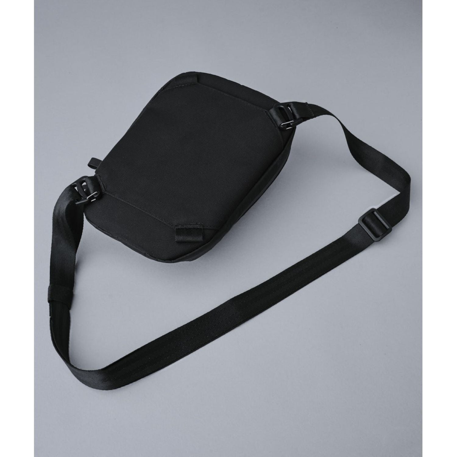 ALPAKA Vertical Sling | Alpaka Slings, Bags, Bags for Men, Pouches & Crossbody Bags, Sling Bags | Alpaka-4