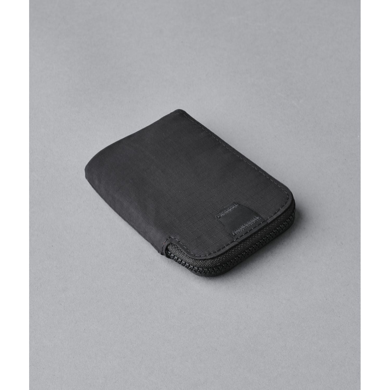 ALPAKA Zip Card Pouch | Alpaka Pouches, Gifts & Lifestyle, Men's Wallets, Pouches, Travel Accessories, Wallets, Zip Wallets | Alpaka-3