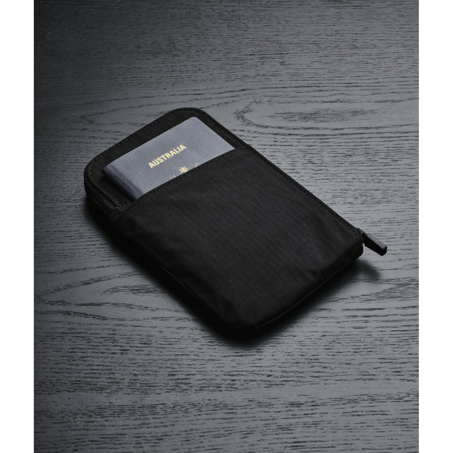 ALPAKA Zip Travel Wallet | Alpaka Accessories, Gifts & Lifestyle, Long Wallets, Men's Wallets, Passport Holders, RFID Passport Holders, RFID Wallets, Travel Accessories, Travel Necessities, Travel Security, Wallets, Women's Wallets, Zip Wallets | Alpaka-3