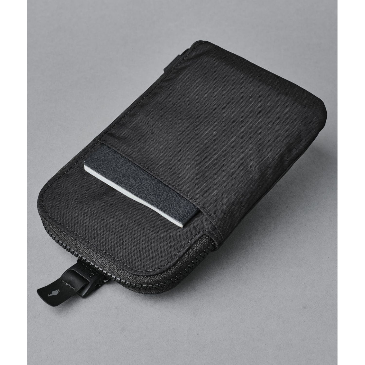 ALPAKA Zip Travel Wallet | Alpaka Accessories, Gifts & Lifestyle, Long Wallets, Men's Wallets, Passport Holders, RFID Passport Holders, RFID Wallets, Travel Accessories, Travel Necessities, Travel Security, Wallets, Women's Wallets, Zip Wallets | Alpaka-5