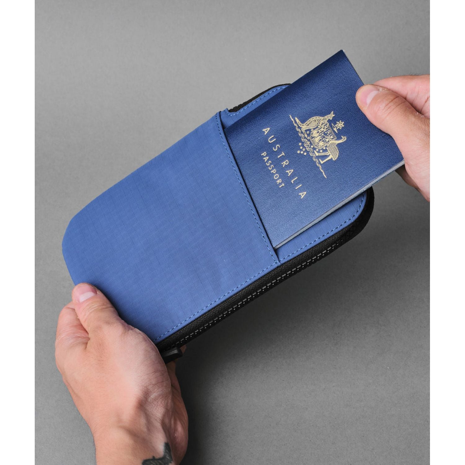 ALPAKA Zip Travel Wallet | Alpaka Accessories, Gifts & Lifestyle, Long Wallets, Men's Wallets, Passport Holders, RFID Passport Holders, RFID Wallets, Travel Accessories, Travel Necessities, Travel Security, Wallets, Women's Wallets, Zip Wallets | Alpaka-17