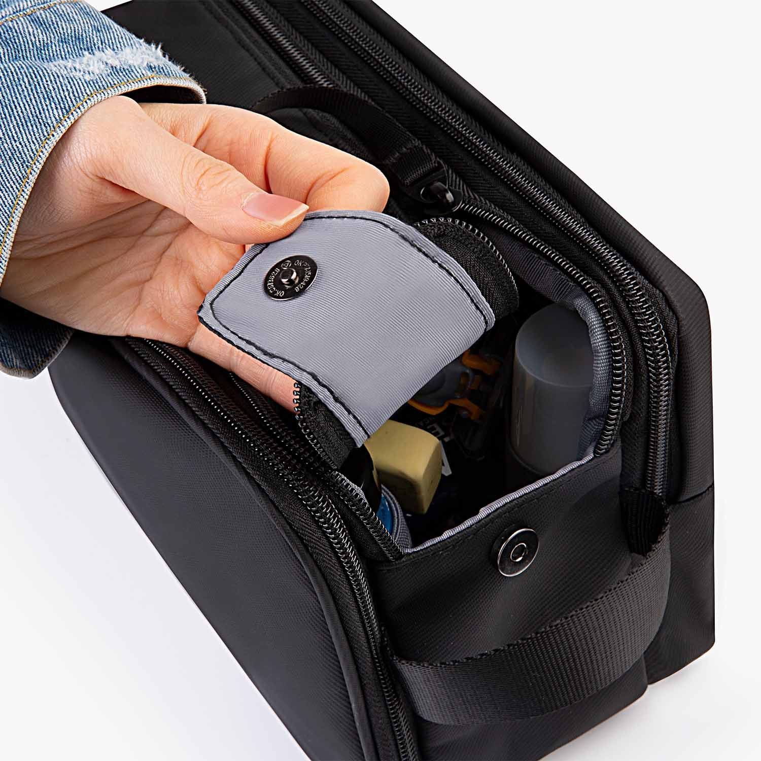 Bagsmart On-Road Toiletry Bag