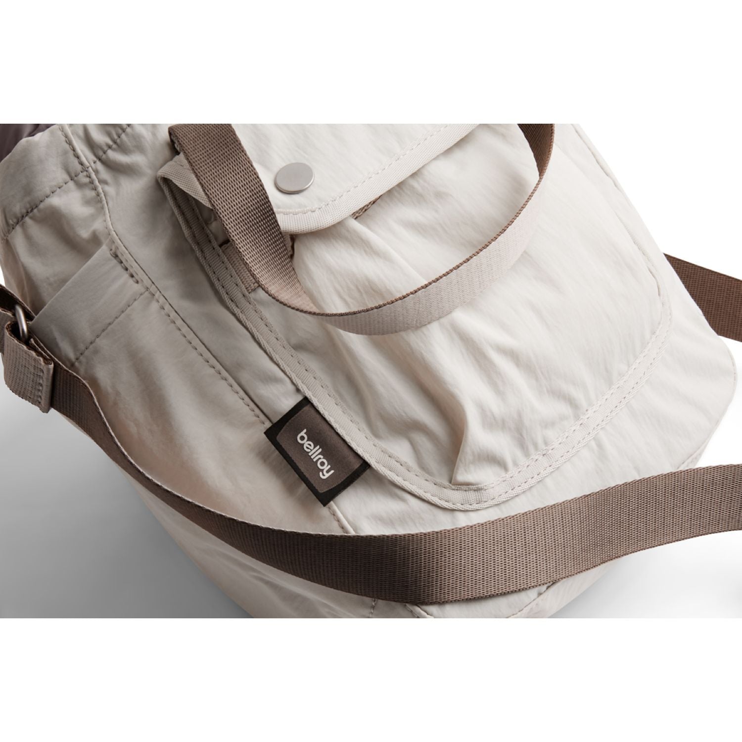 bellroy-cinch-bucket-bag-oat-7