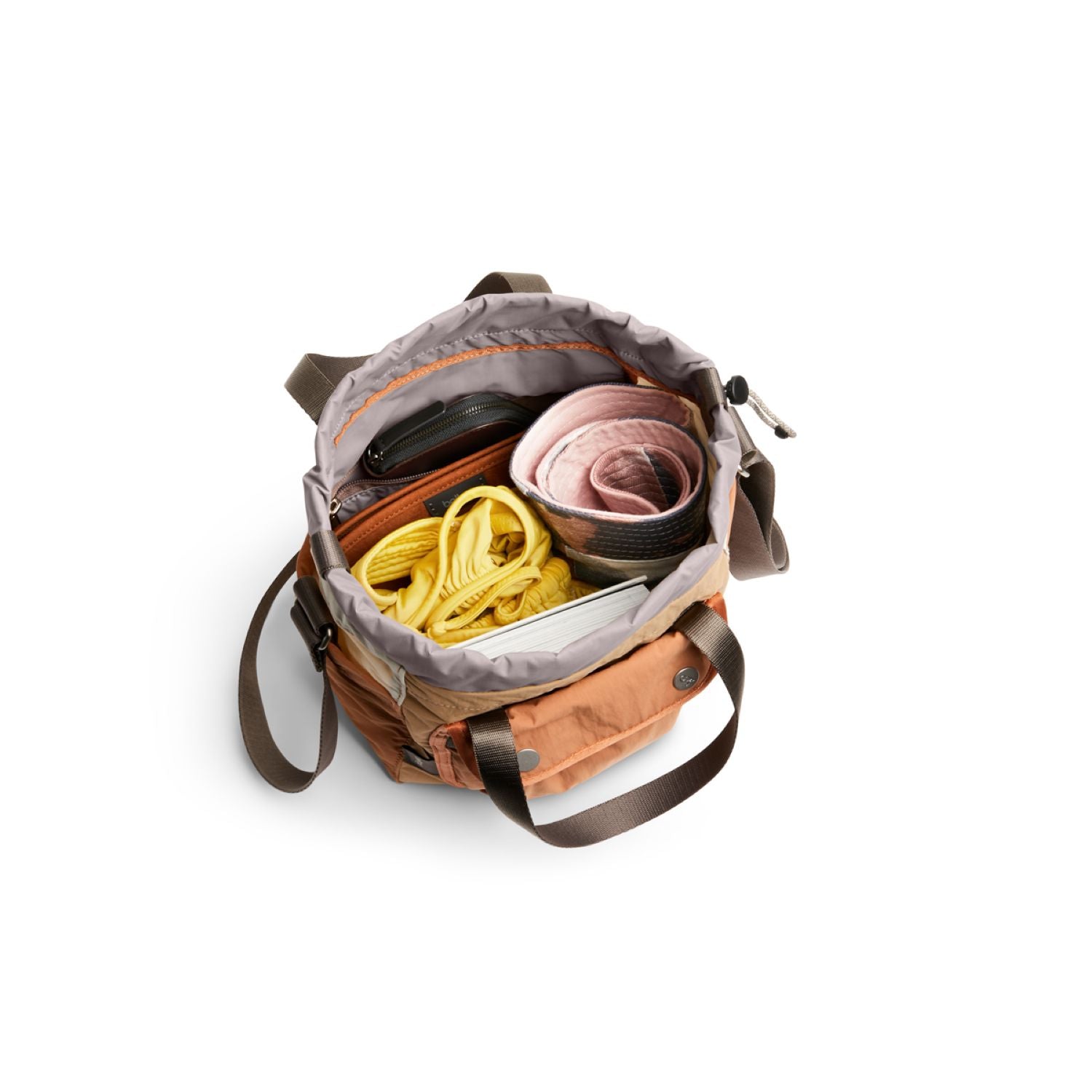 bellroy-cinch-bucket-bag-sand-dune-2