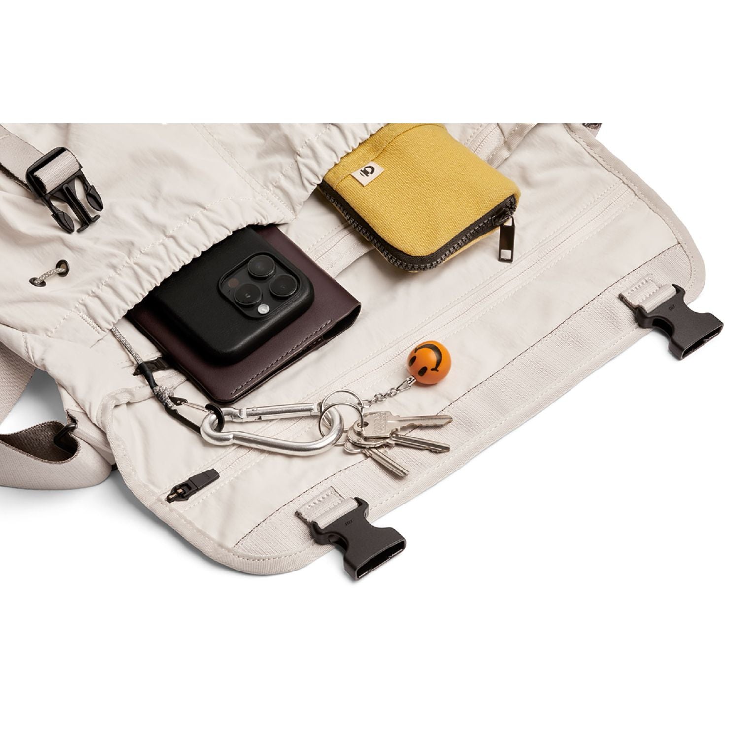 Bellroy Cinch Minipack (lichtgewicht 9 liter rugzak met externe organisatie en verstelbare schouderriemen) - Oat Bellroy Cinch Minipack (lichtgewicht 9 liter rugzak met externe organisatie en verstelbare schouderriemen) - Oat