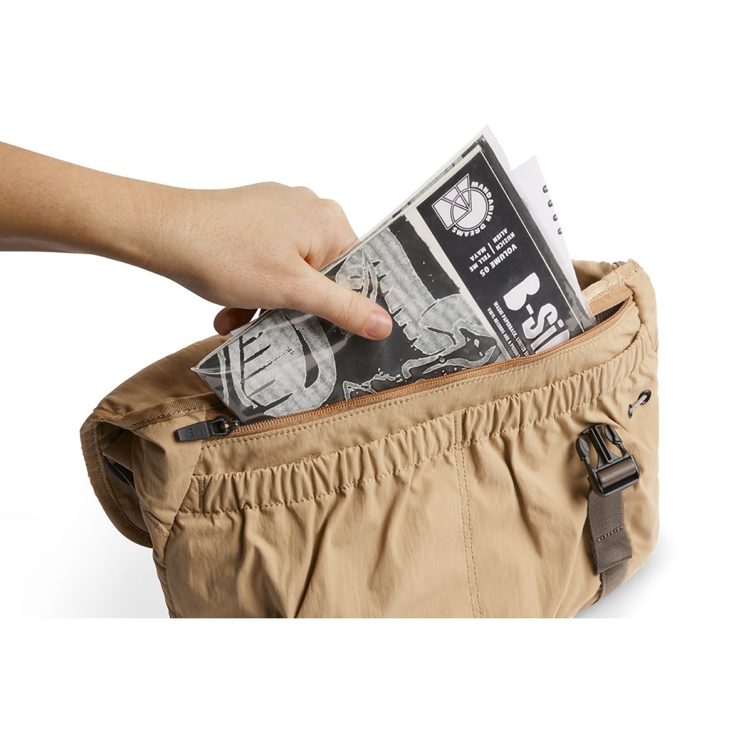 Bellroy Cinch Messenger Bag (SA)