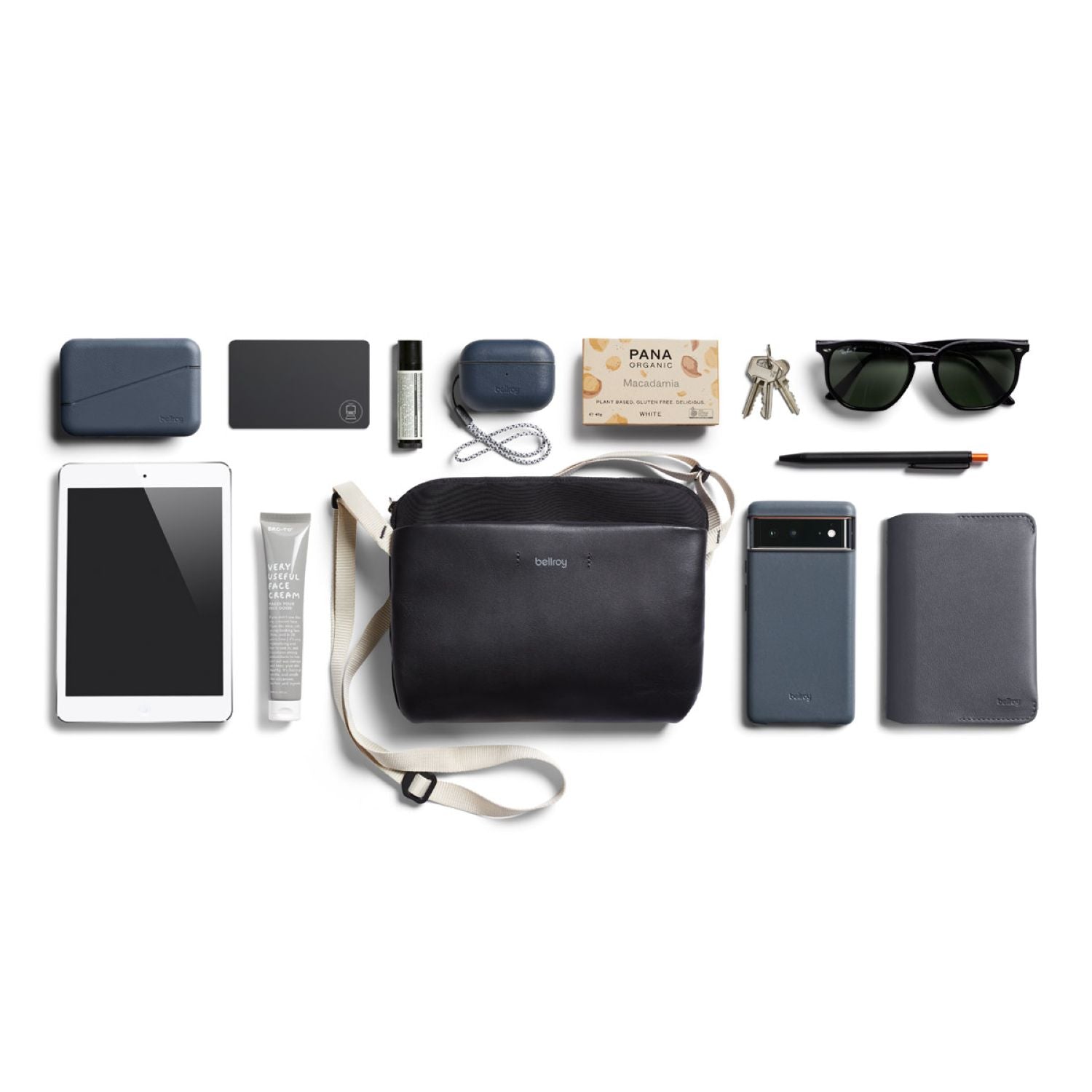 bellroy-city-pouch-plus-premium-edition-black-sand-8