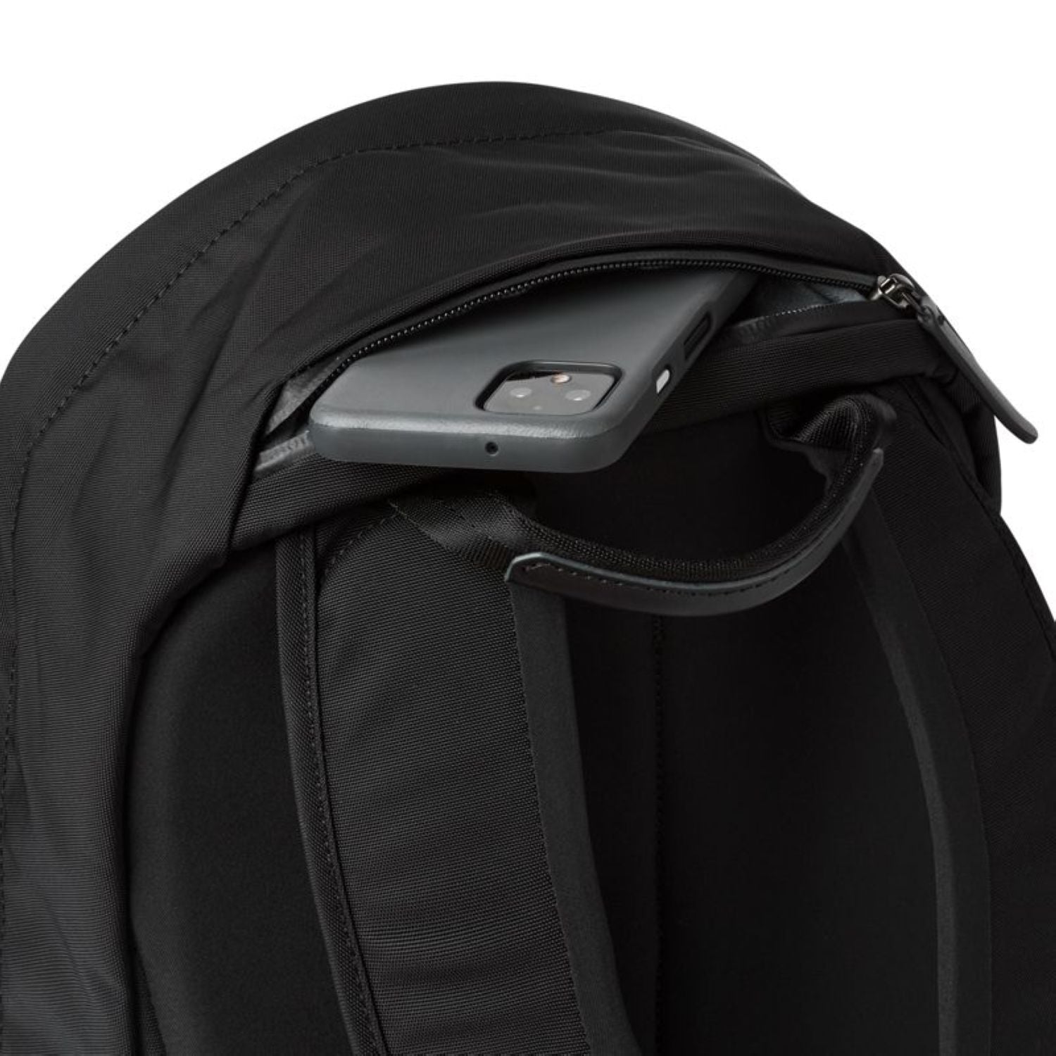 bellroy-classic-backpack-compact-black-3