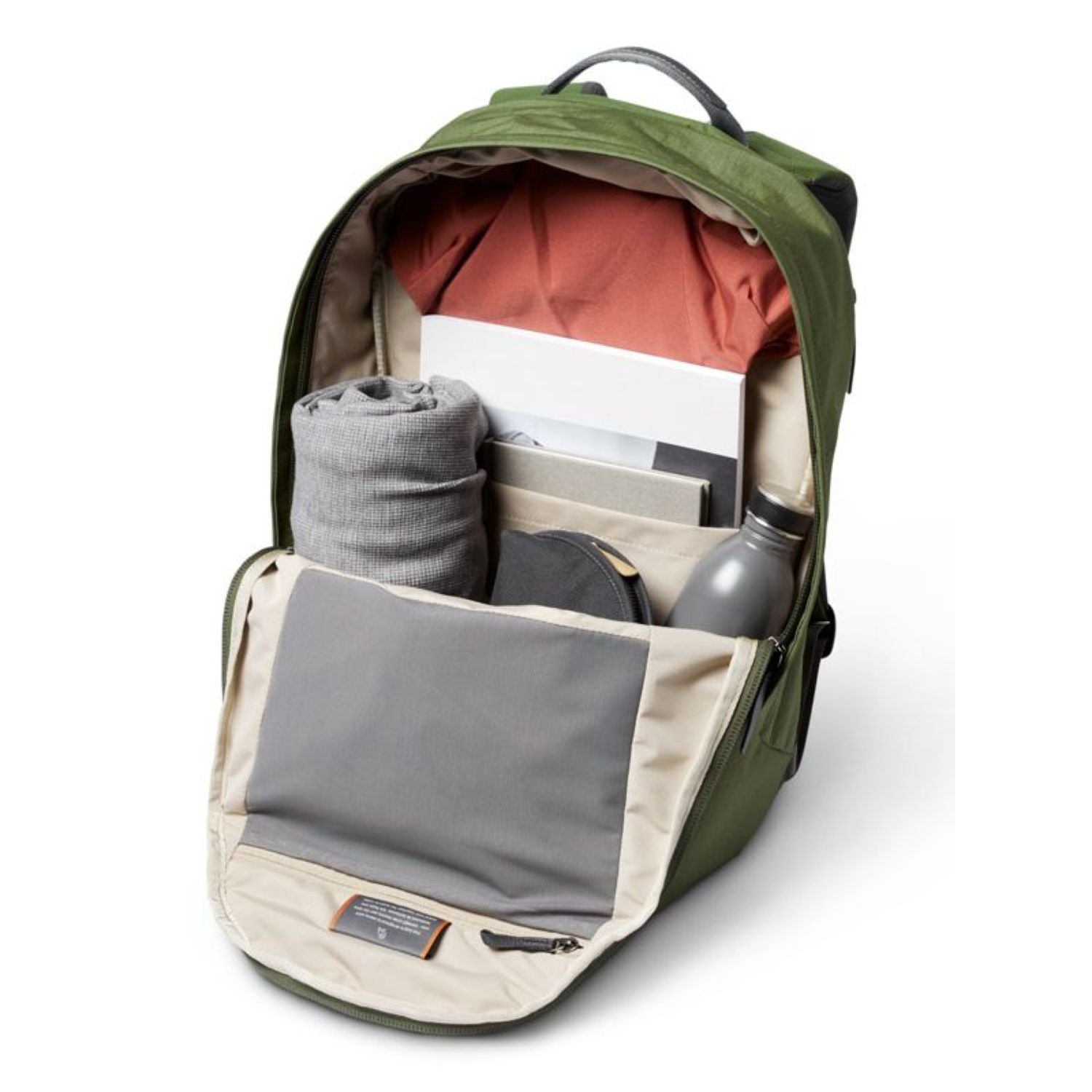 bellroy-classic-backpack-plus-second-edition-ranger-green-3