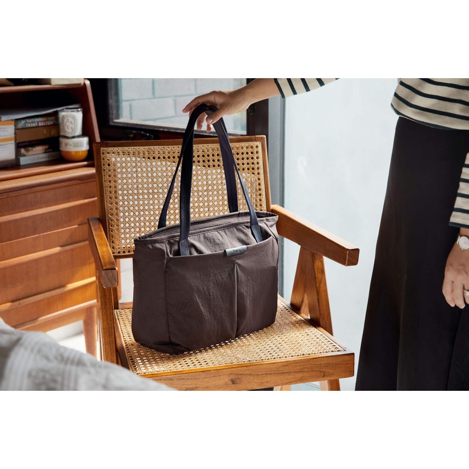 Bellroy Tokyo Wonder Tote 15L | Bags, Bags for Men, Bags for Women, Bellroy Bags, Bellroy Totes, Handbags, school20, Tote Bags, Work Collection | Bellroy-28