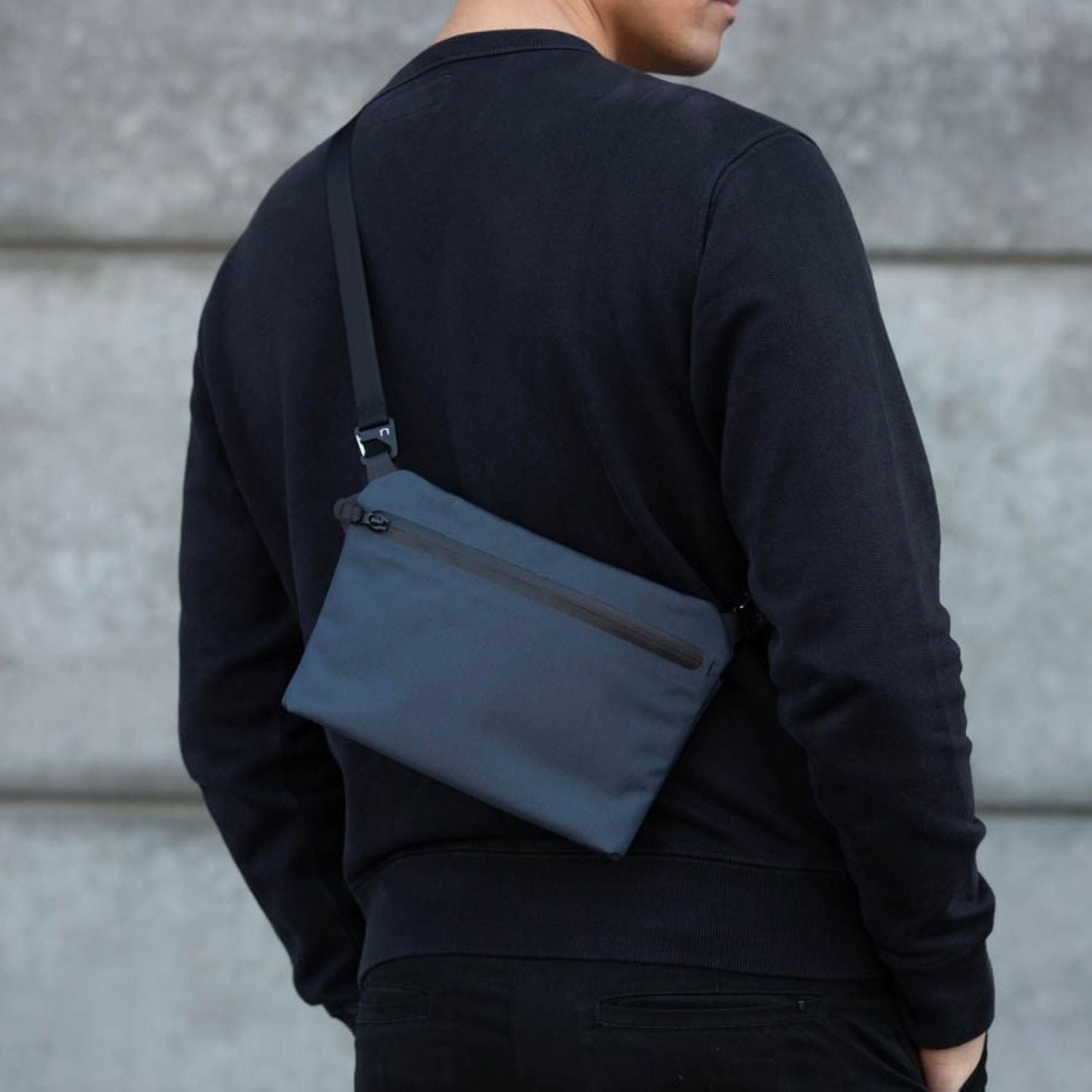 Black Ember Sacoche_01 Sling Bag 10.5”