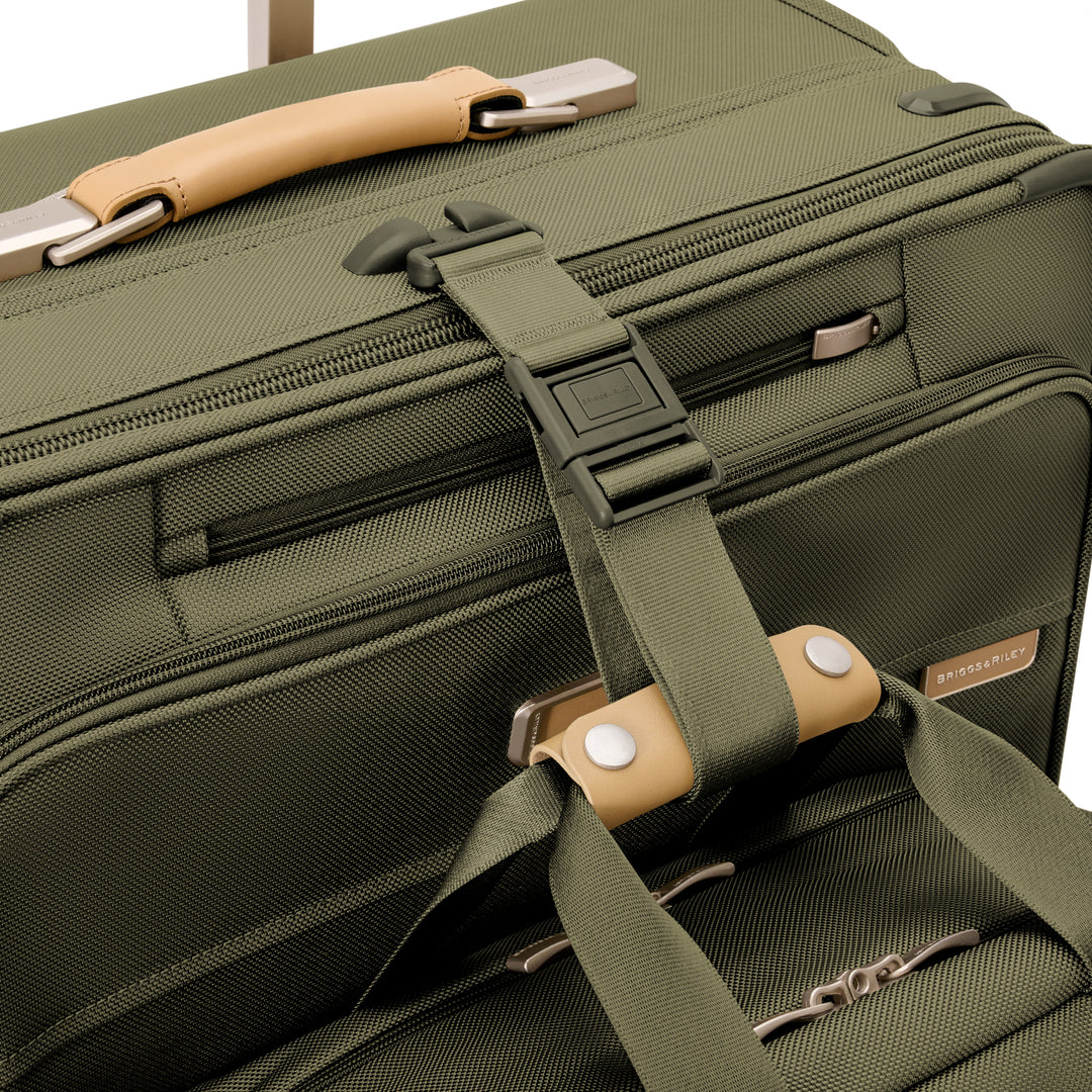 Briggs & Riley Baseline Essential 2-Wheel Carry-On