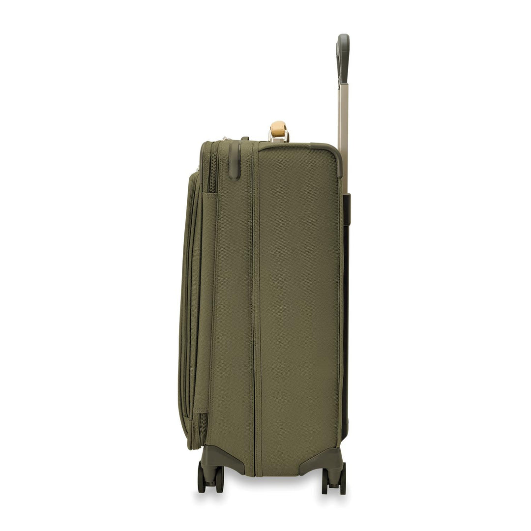 Briggs & Riley Baseline Medium Expandable Spinner