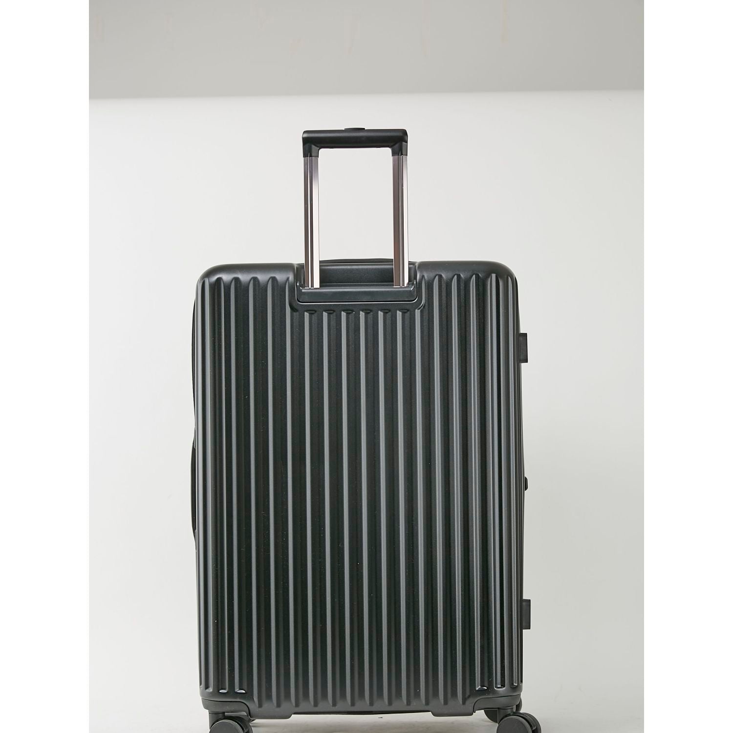 Conwood Pioneer Polycarbonate 20" Expandable Upright Luggage