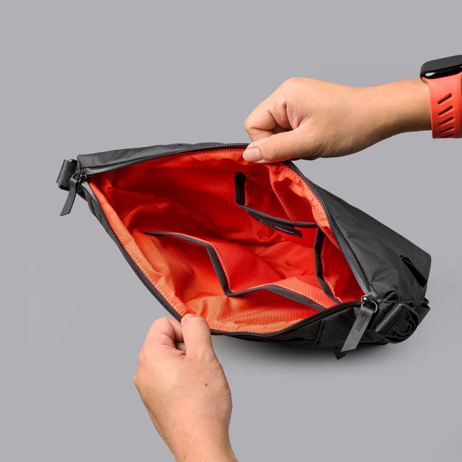 ALPAKA Flow Satchel 4L