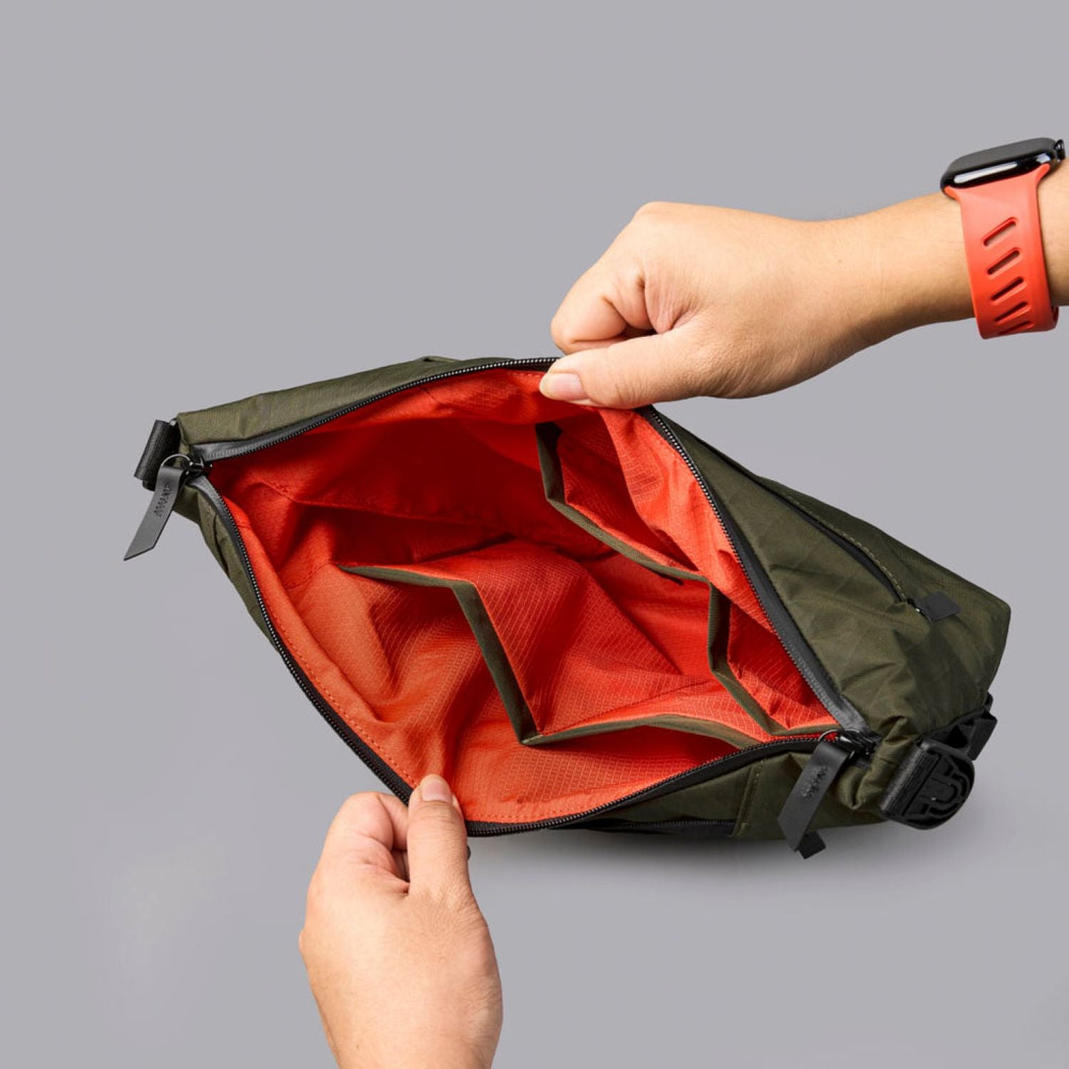 ALPAKA Flow Satchel 4L