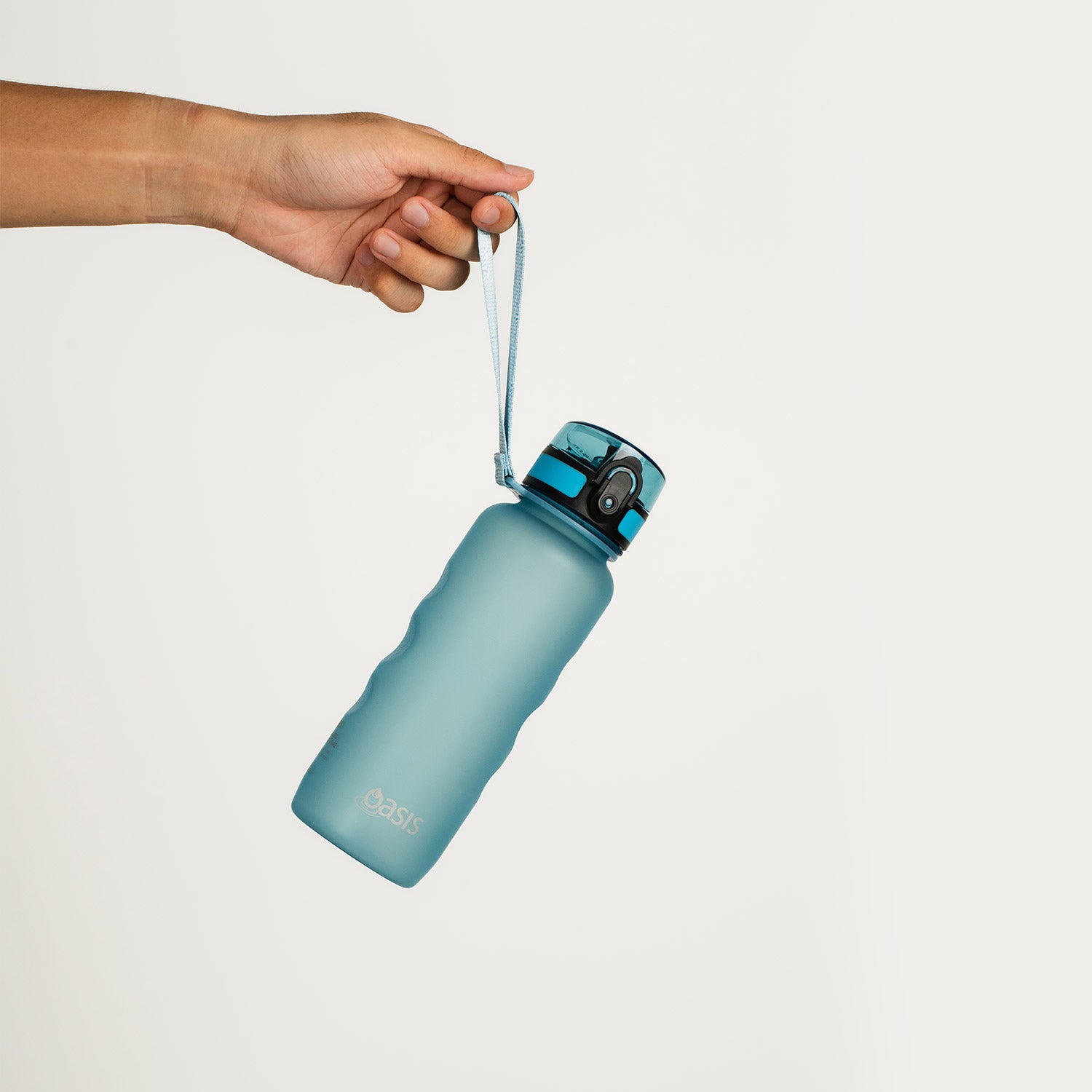 Oasis Tritan Sports Bottle with Handle Strap 750ML