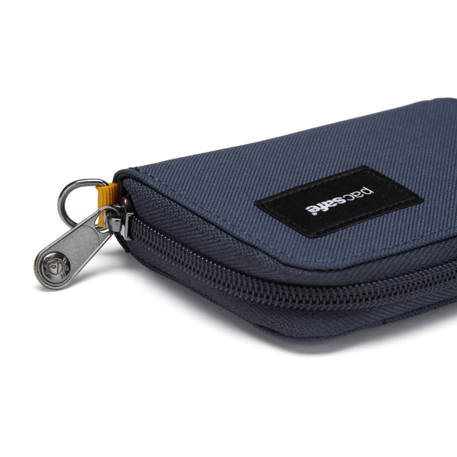 Pacsafe RFIDsafe Card Wallet