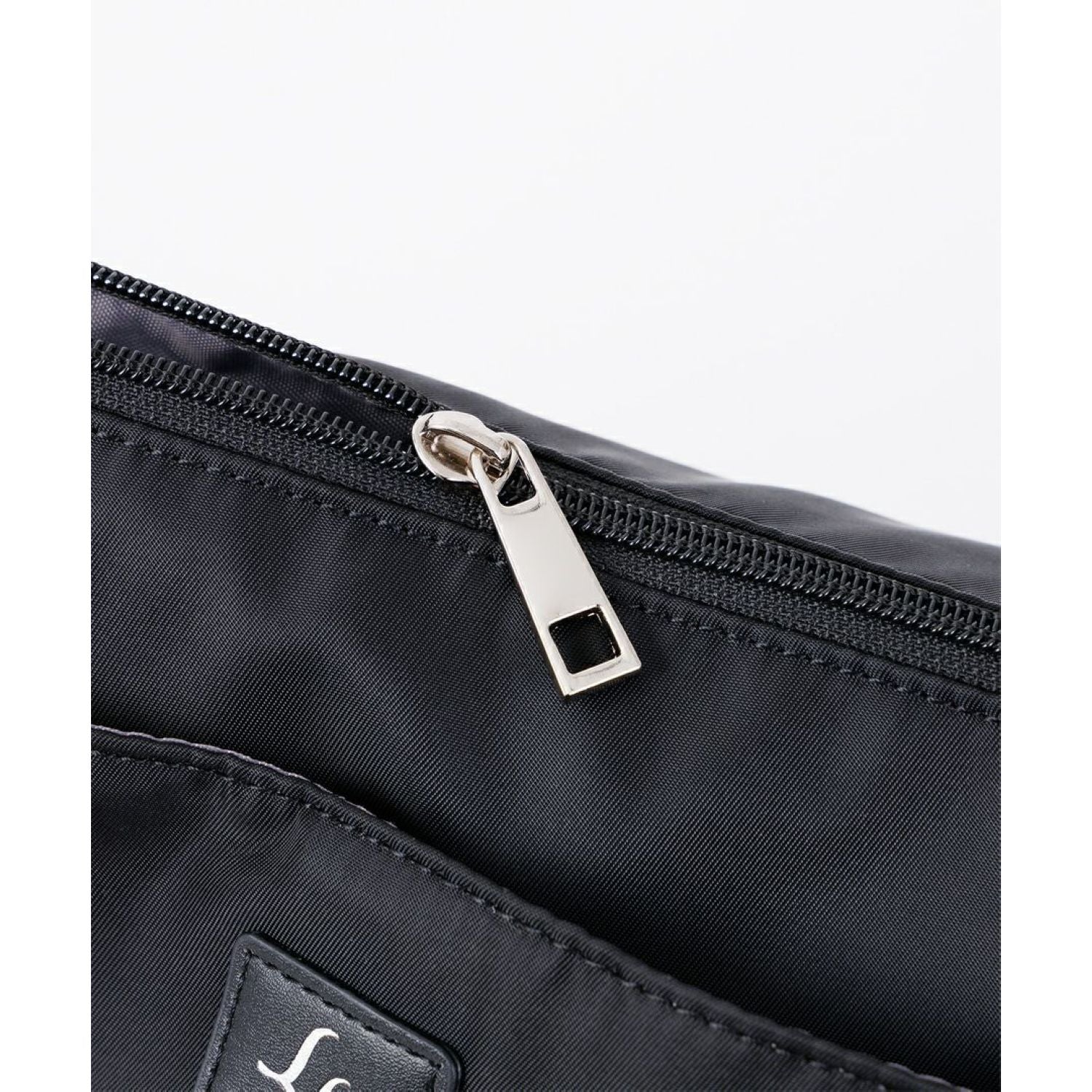 Legato Largo Antibacterial Shoulder Bag