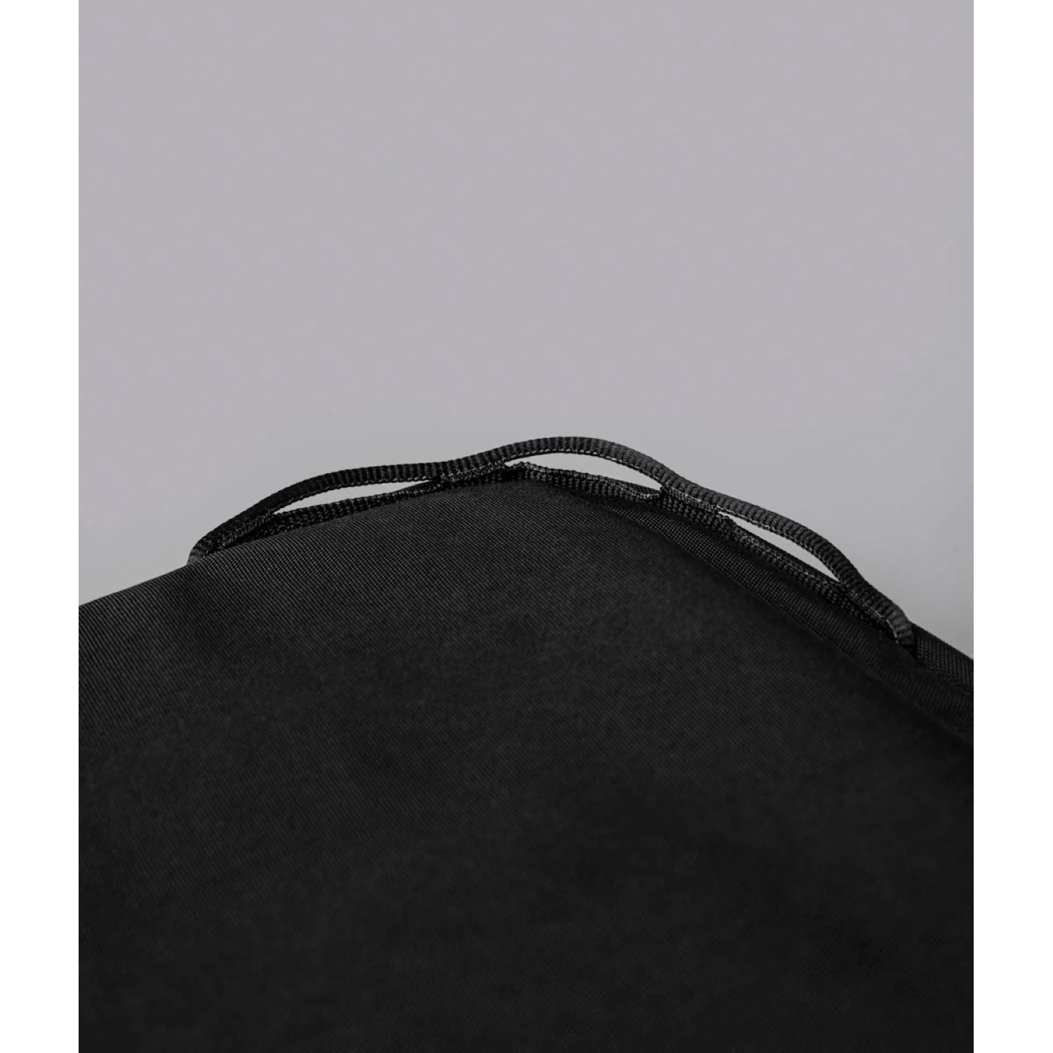 ALPAKA Eclipse Gaming Sling