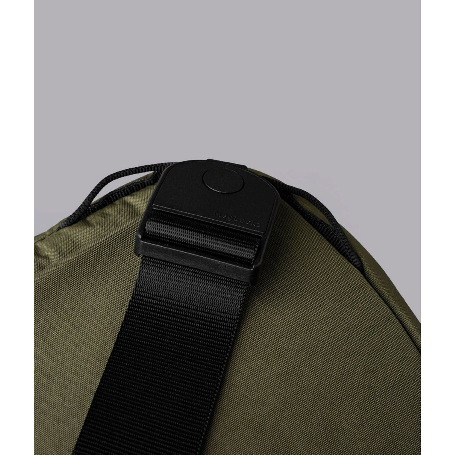 ALPAKA Eclipse Gaming Sling