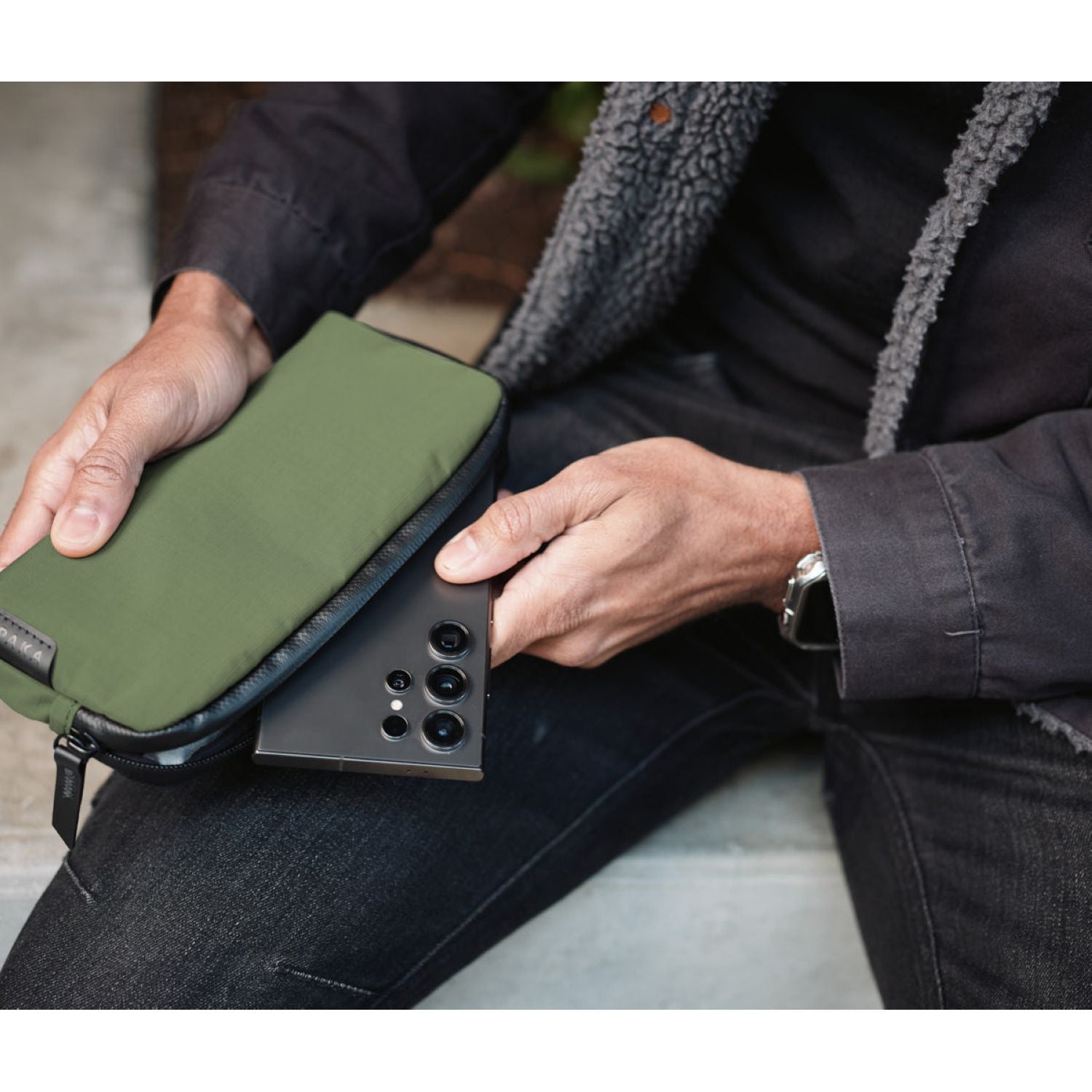 ALPAKA Flight Pouch