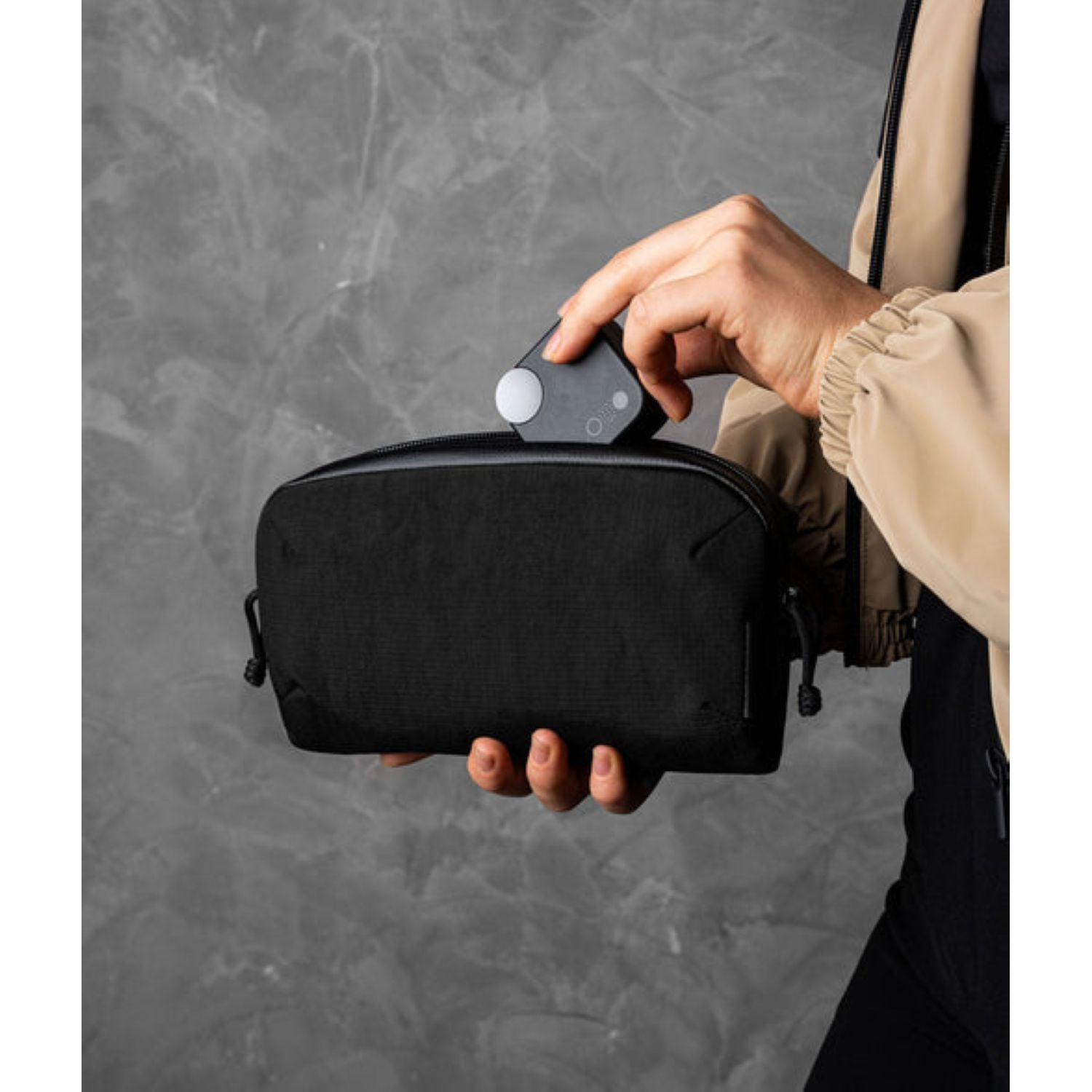 ALPAKA Flight Pouch Pro