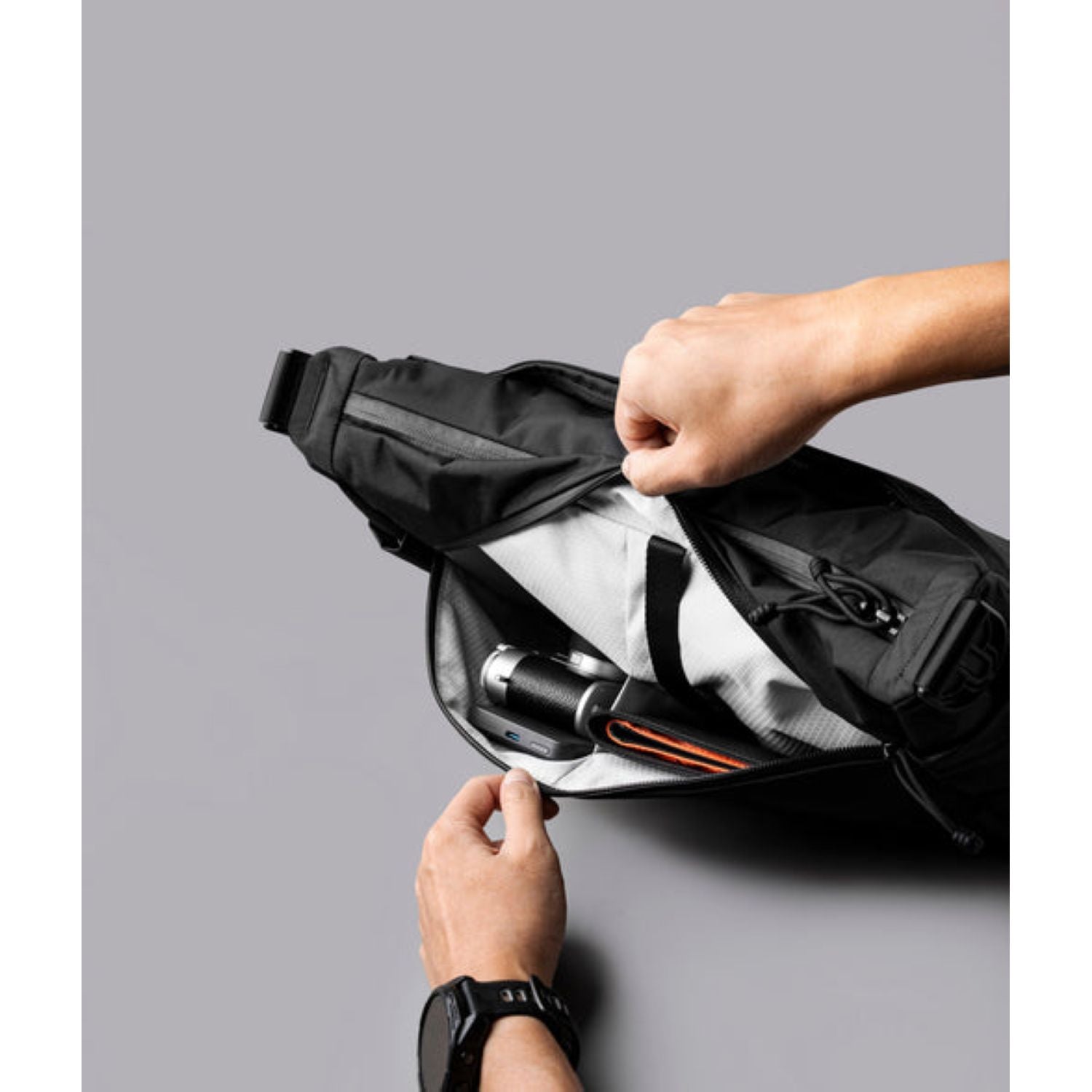 ALPAKA Flight Satchel