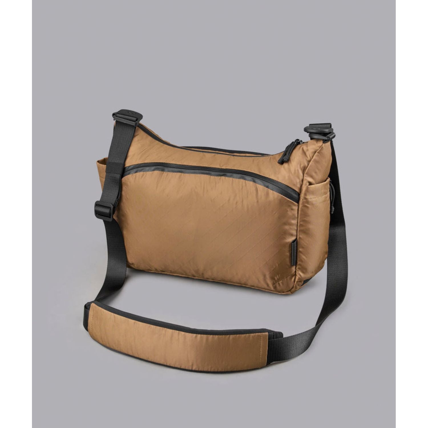 ALPAKA Flight Satchel