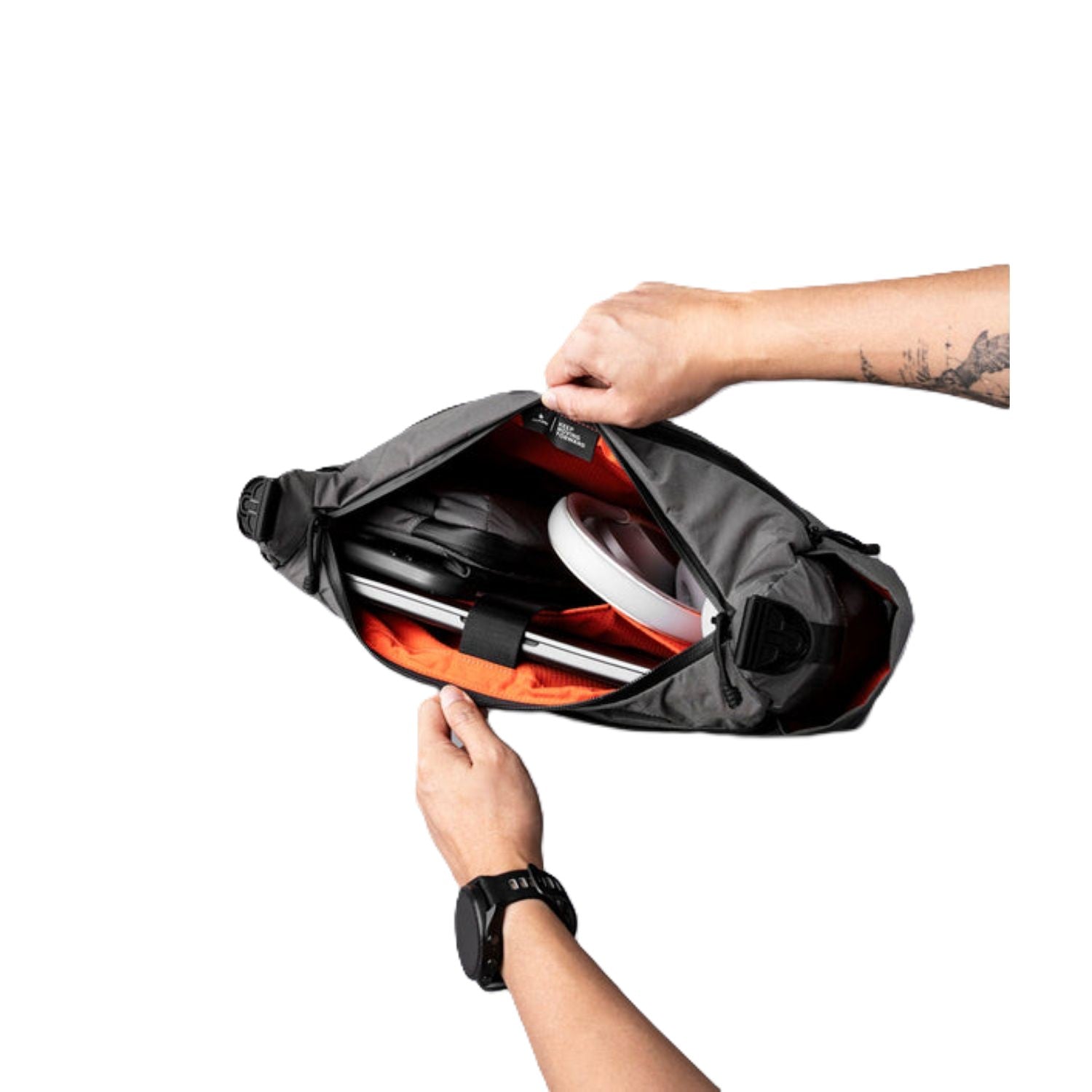 ALPAKA Flight Satchel