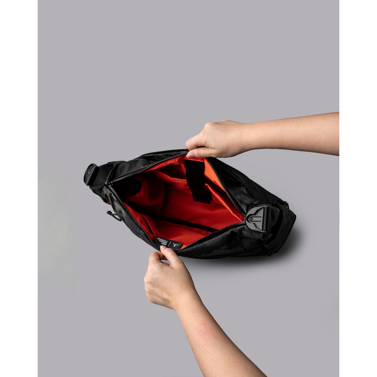 ALPAKA Flight Satchel