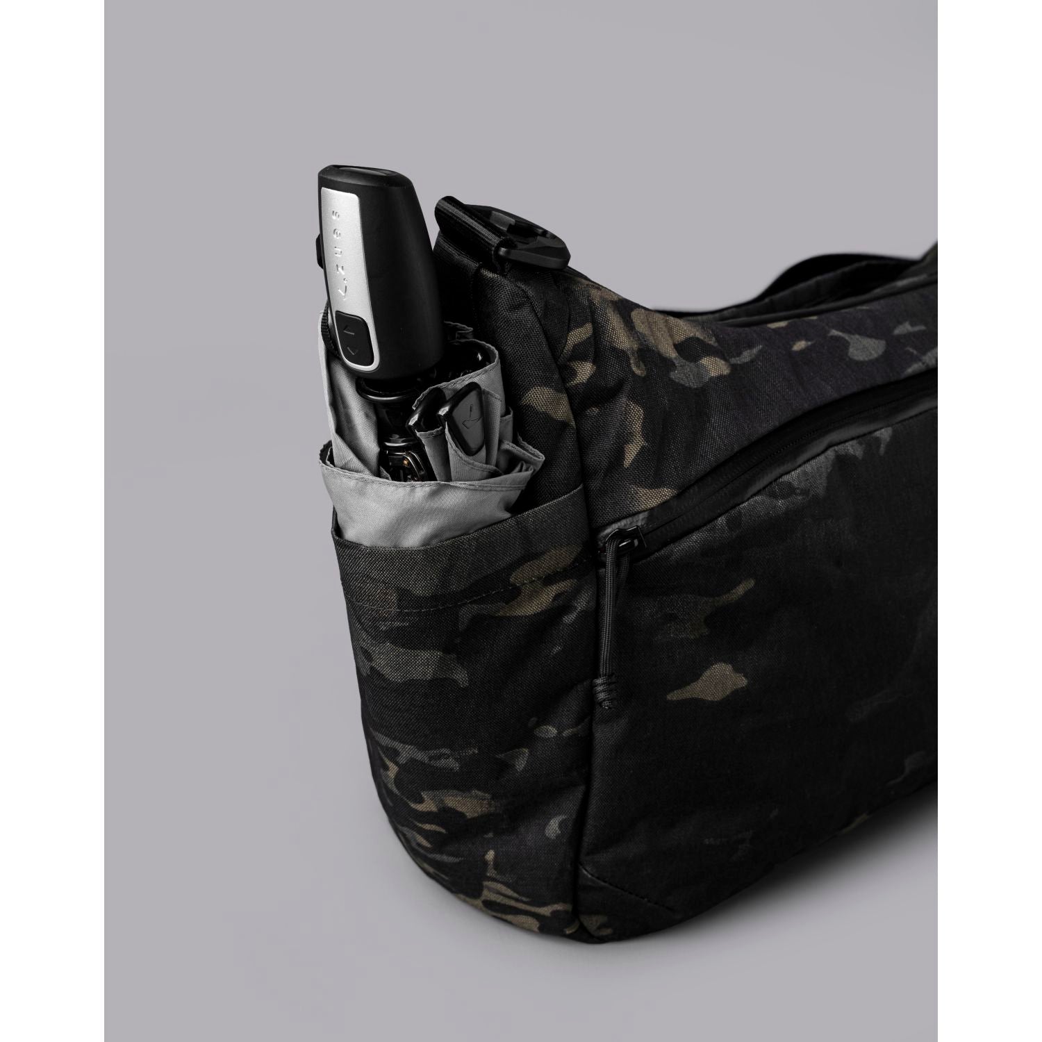 ALPAKA Flight Satchel