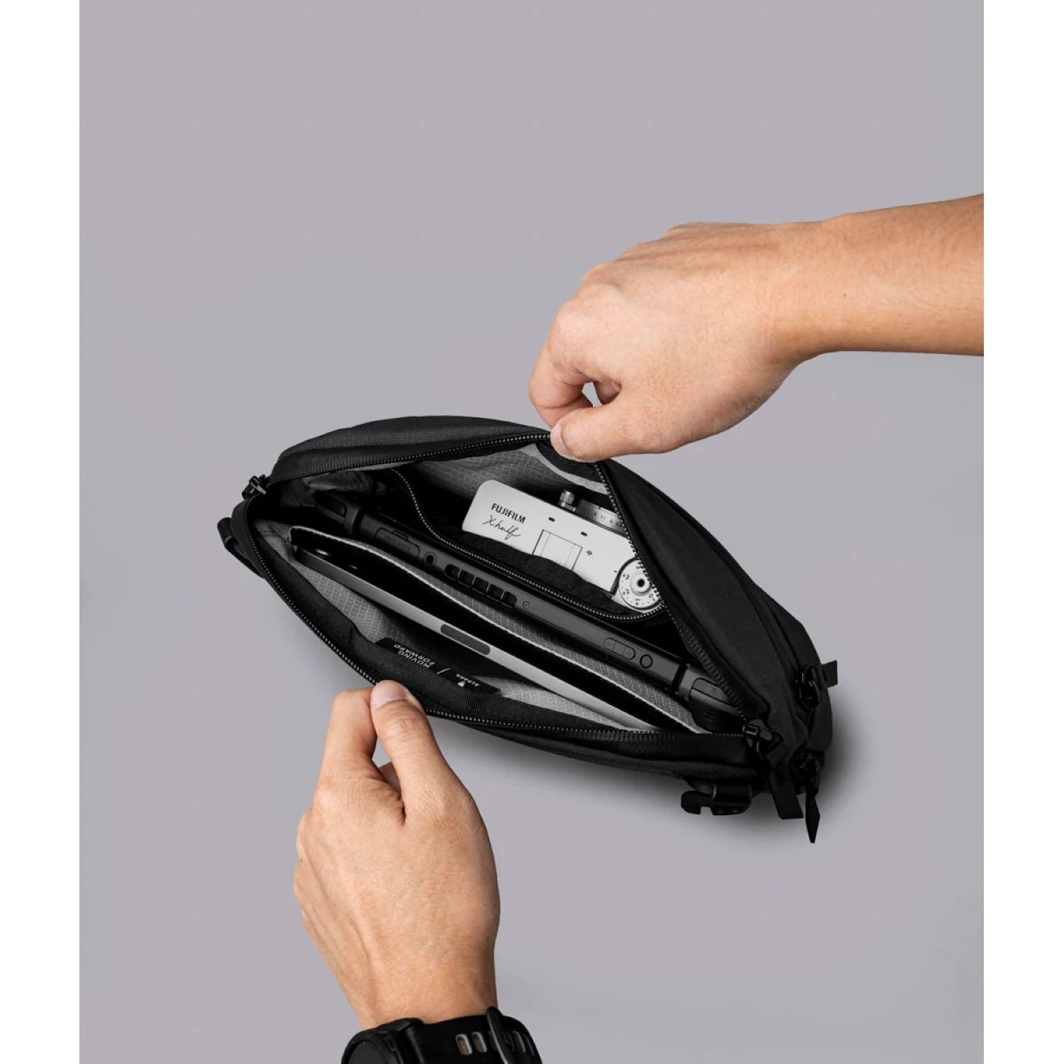 ALPAKA Flight Sling Pro 2.5L