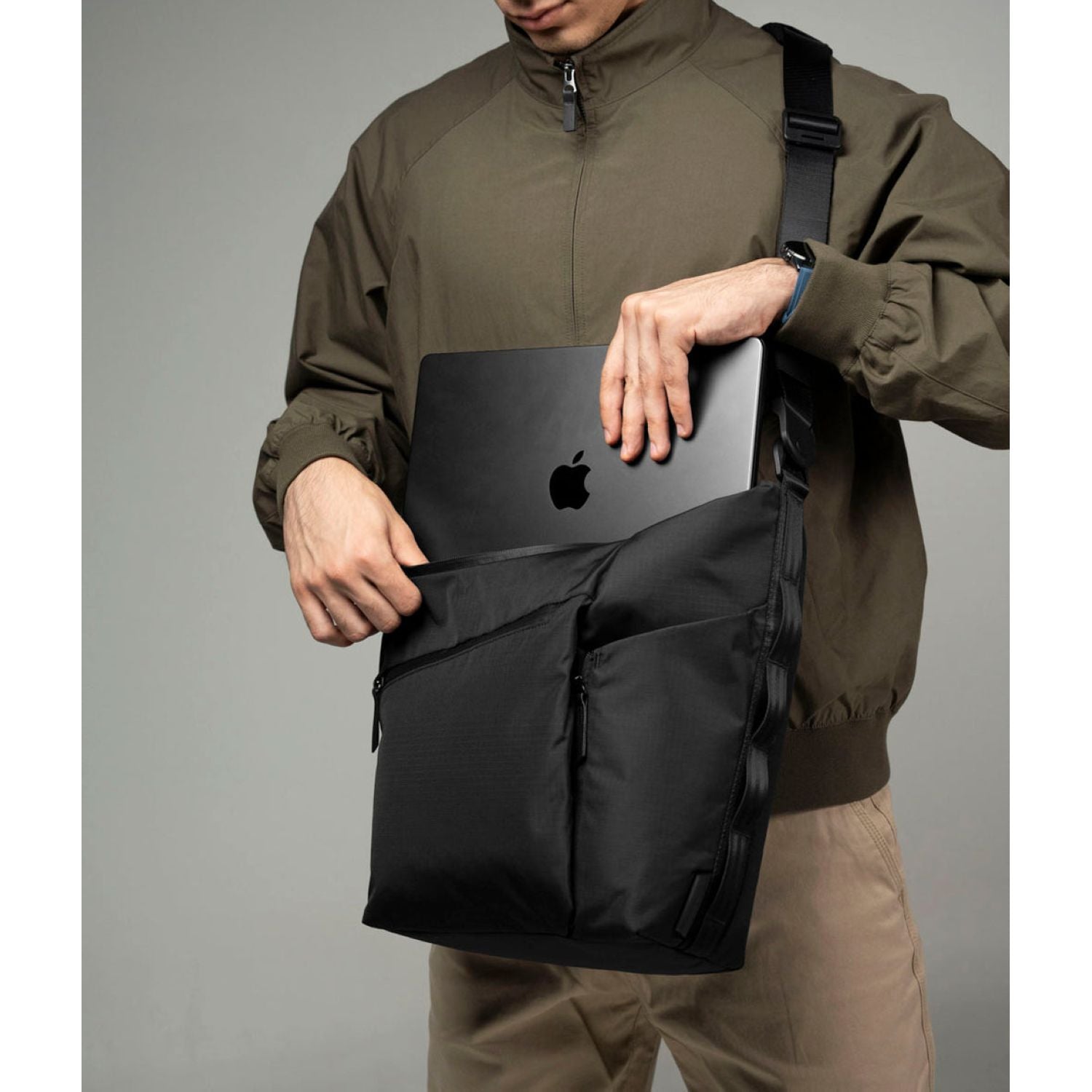 ALPAKA Flow Satchel 10L