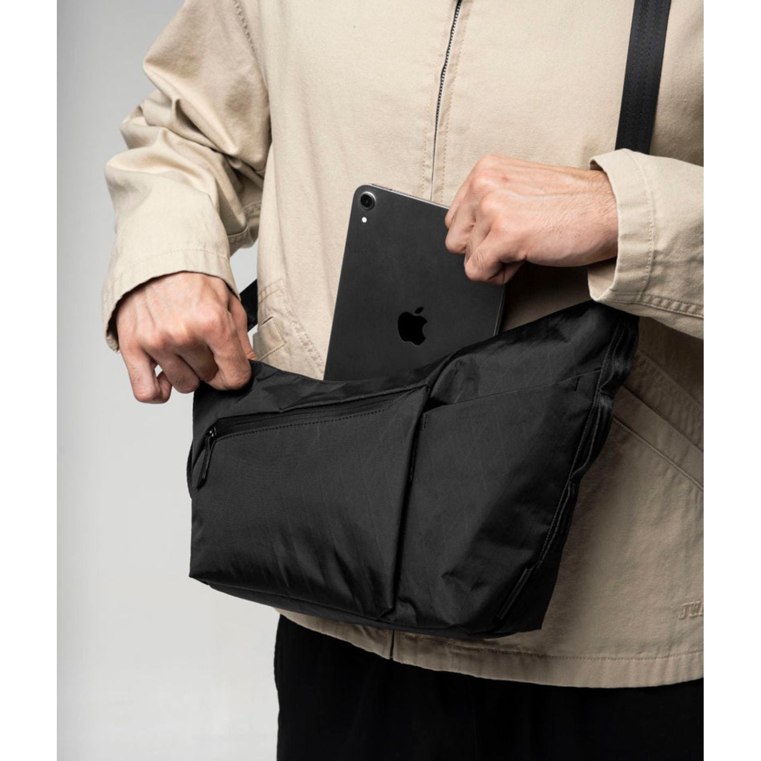 ALPAKA Flow Satchel 4L