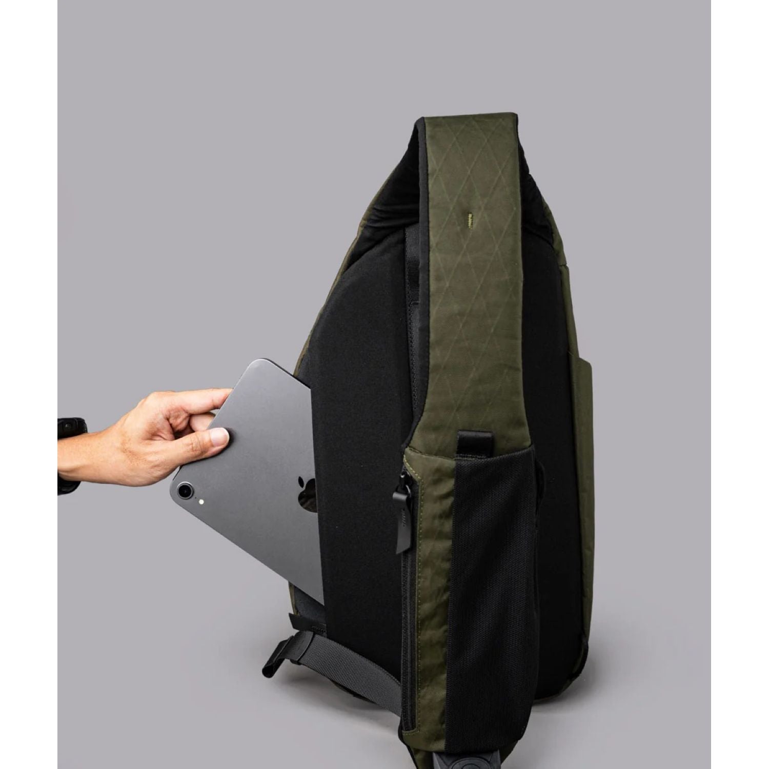 ALPAKA Metro Crossbody Left Shoulder