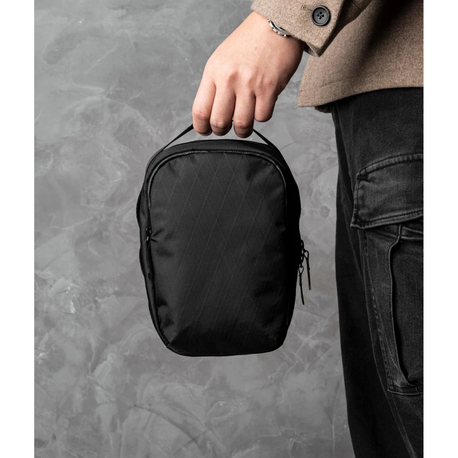 ALPAKA Metro Sling Max