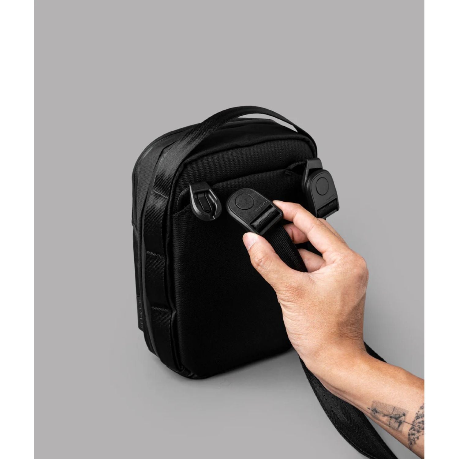 ALPAKA Metro Sling Max