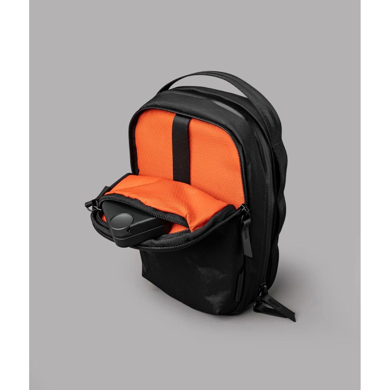 ALPAKA Metro Sling Max