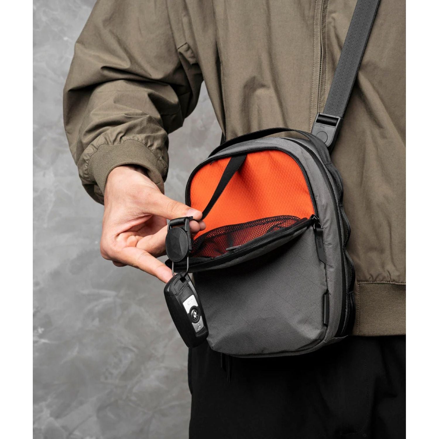 ALPAKA Metro Sling Max