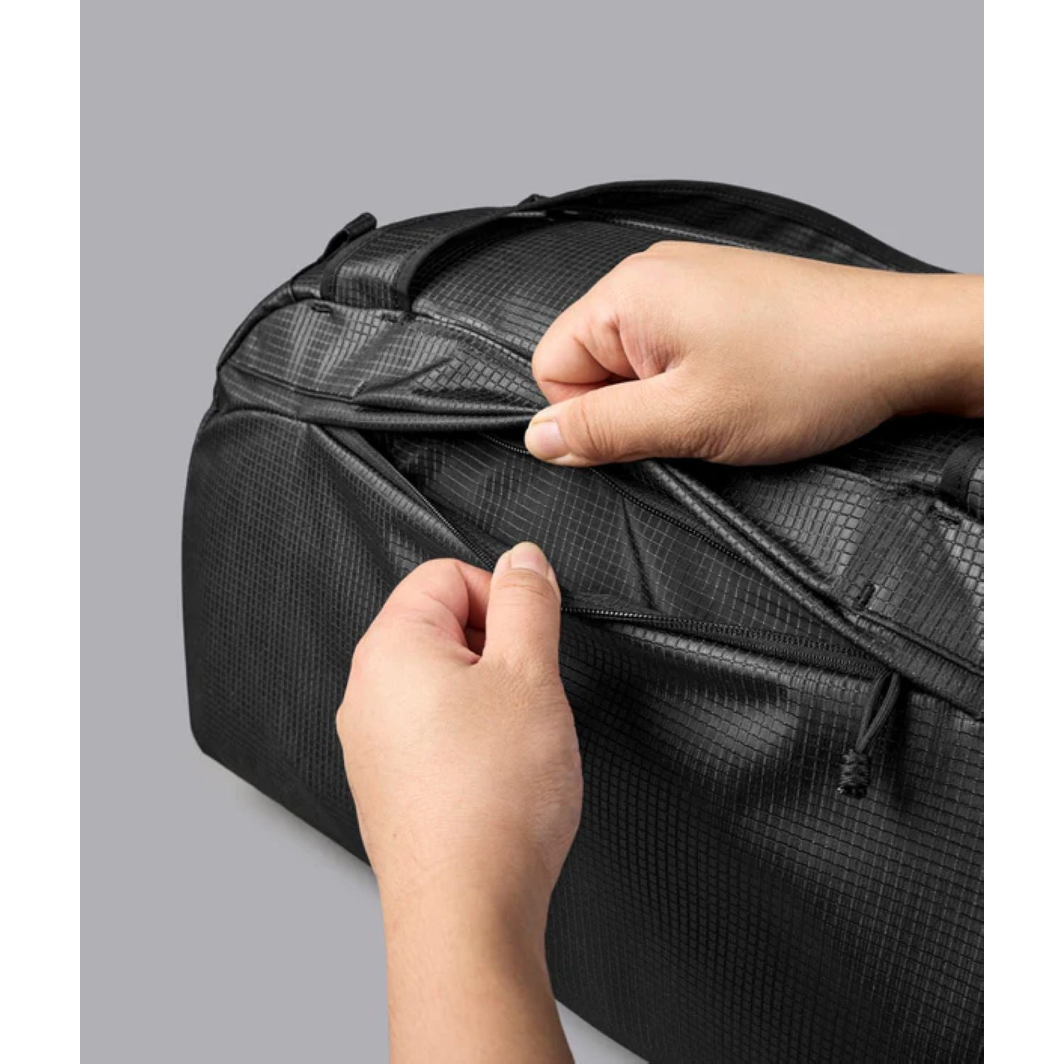 ALPAKA Momentum Duffel