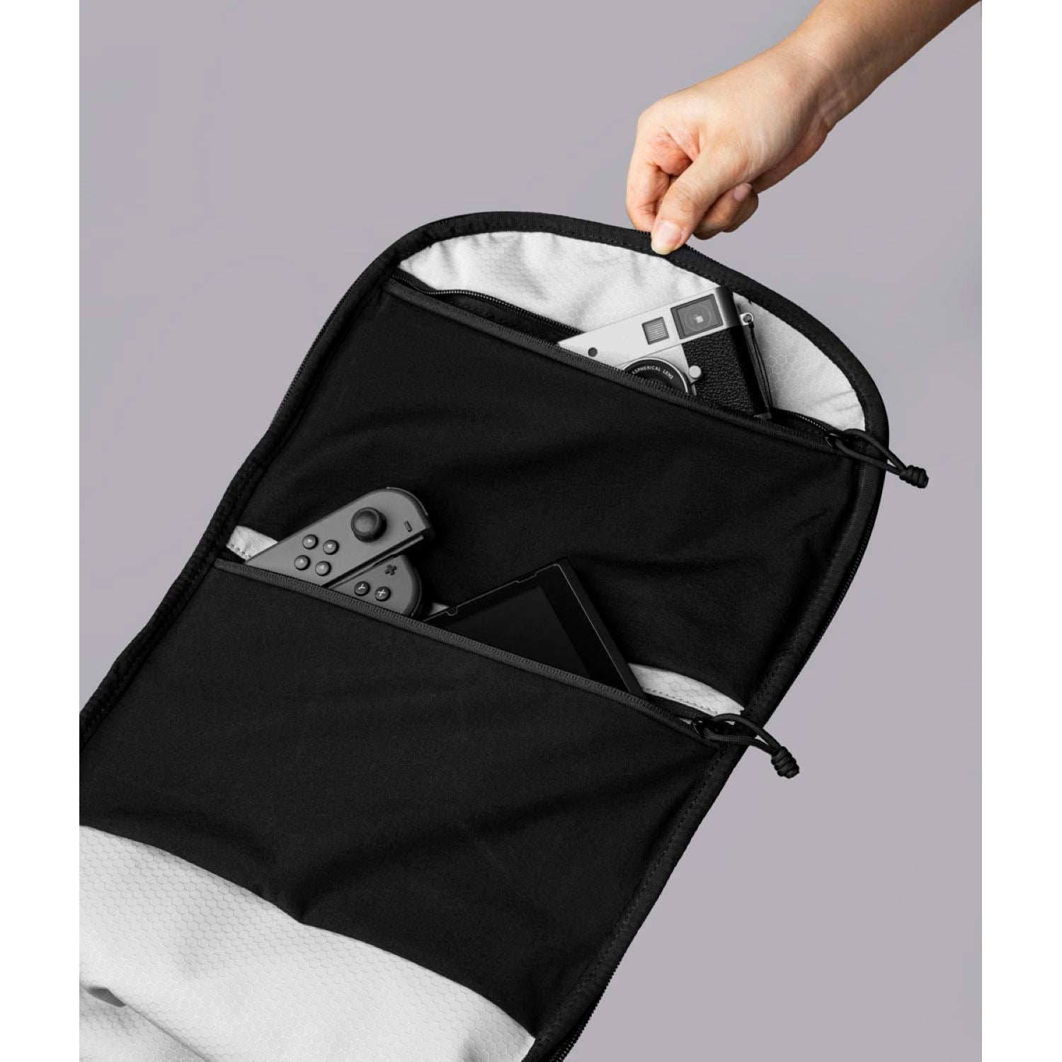 [PRE-ORDER] ALPAKA Traverse Backpack 30L